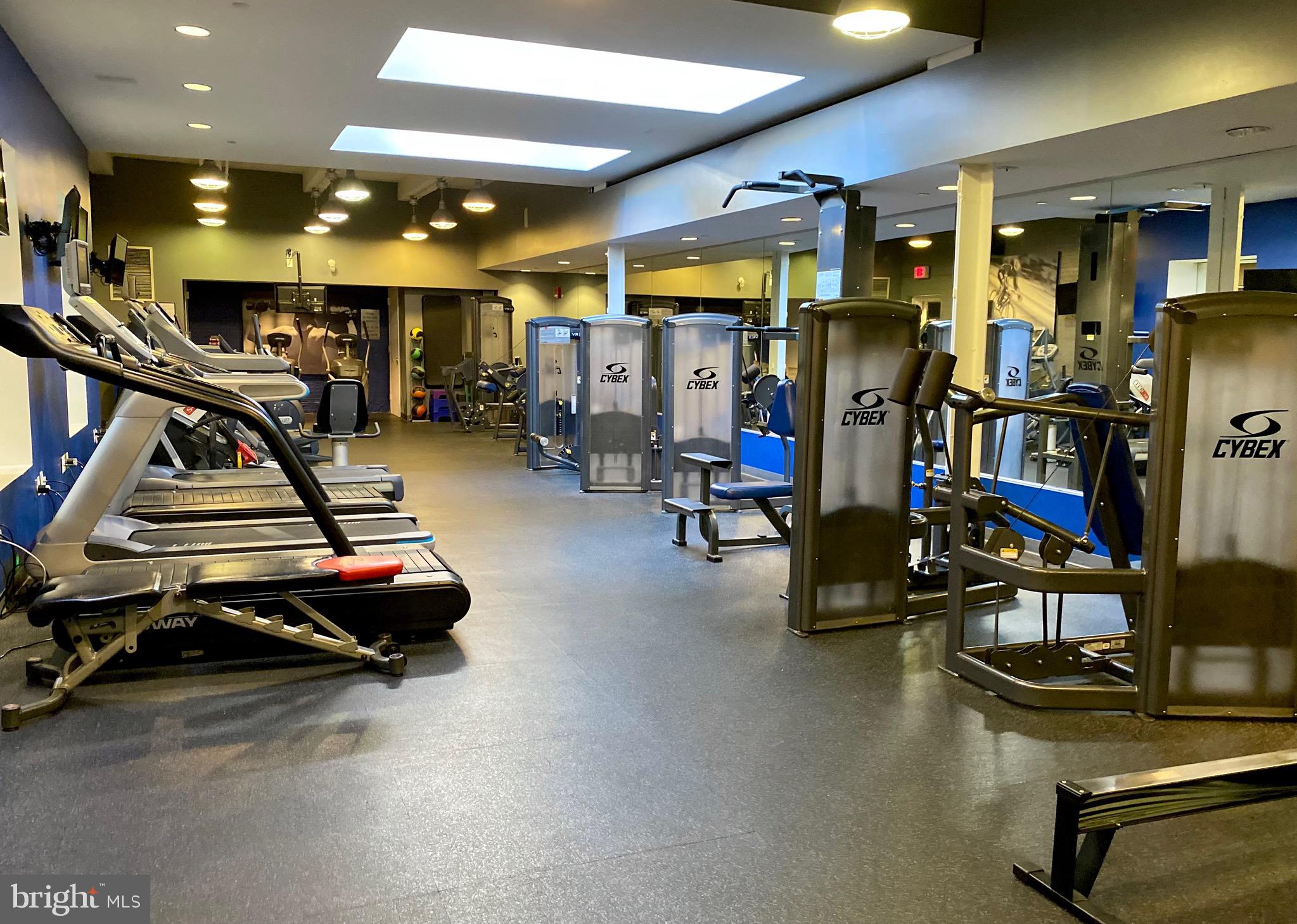 LOGAN SQUARE - Residential Lease