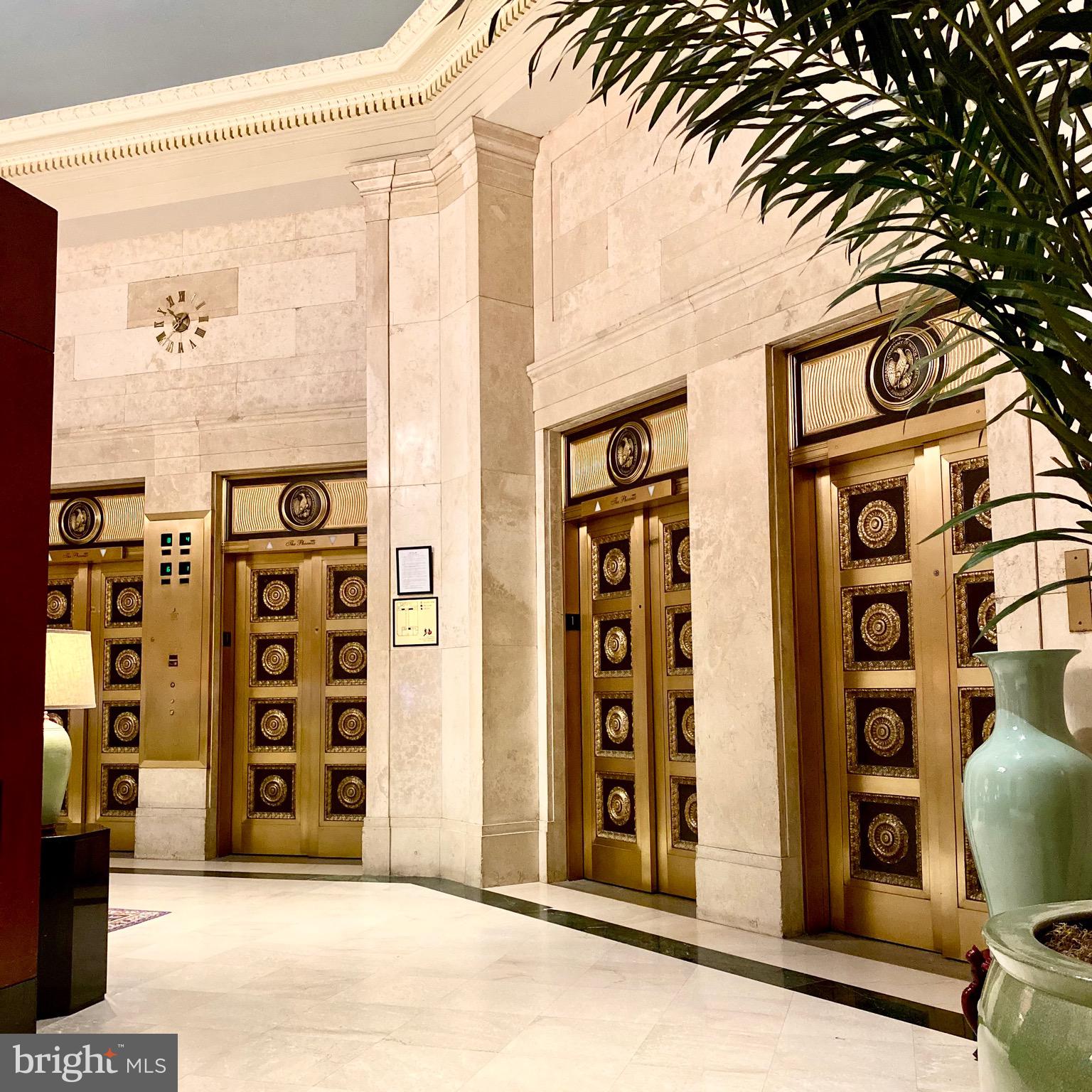 LOGAN SQUARE - Residential Lease