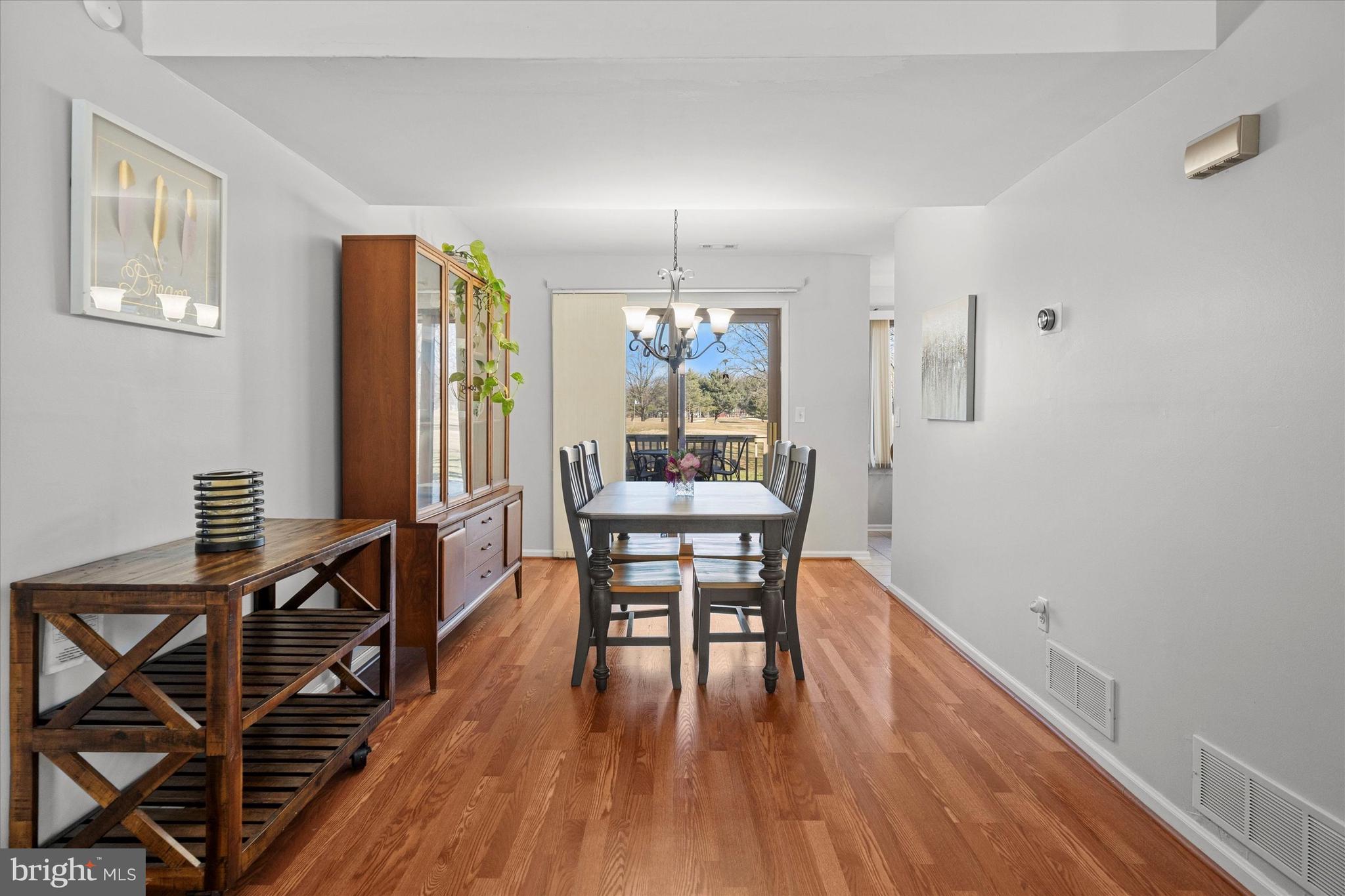 TURNBERRY - Residential