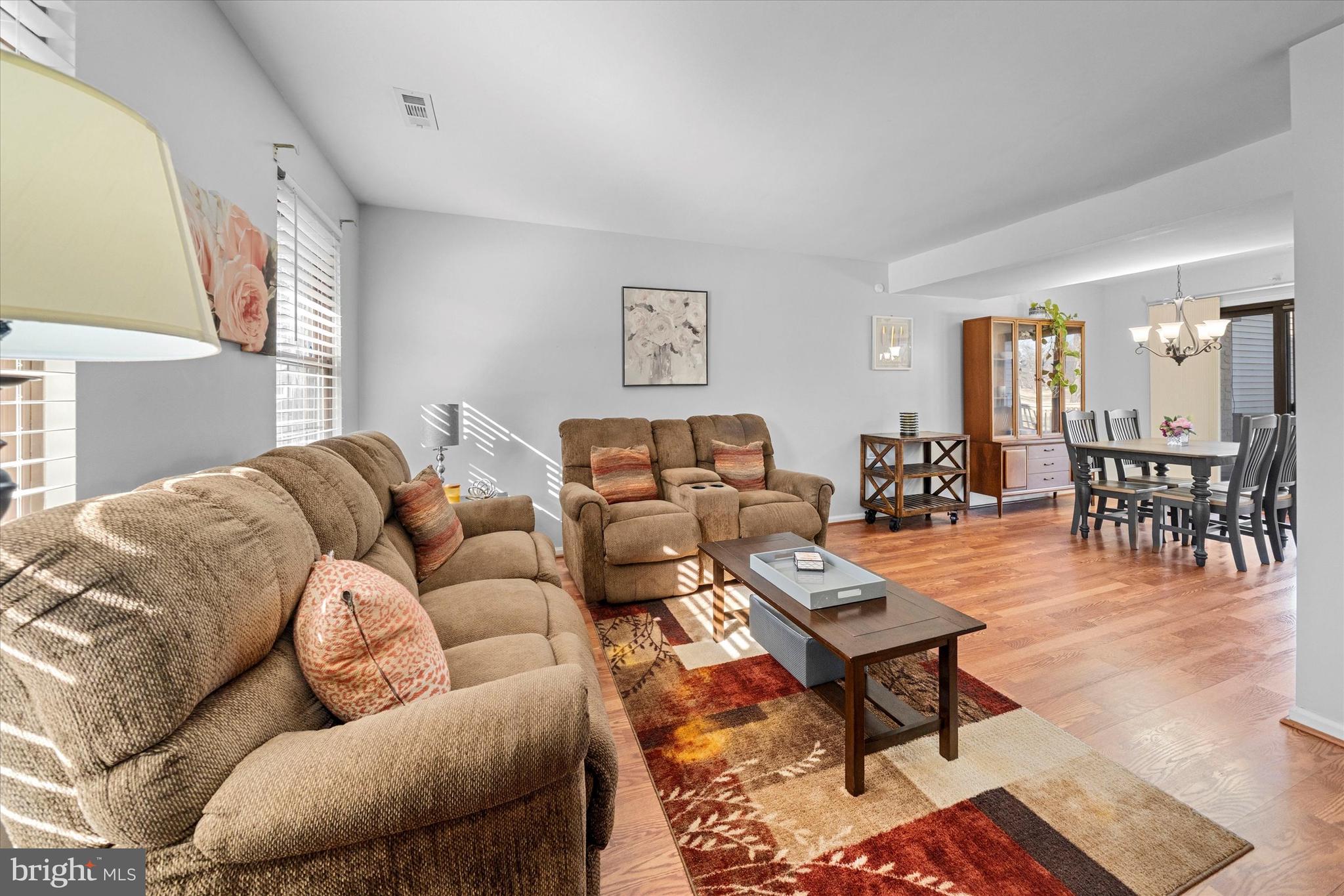 TURNBERRY - Residential