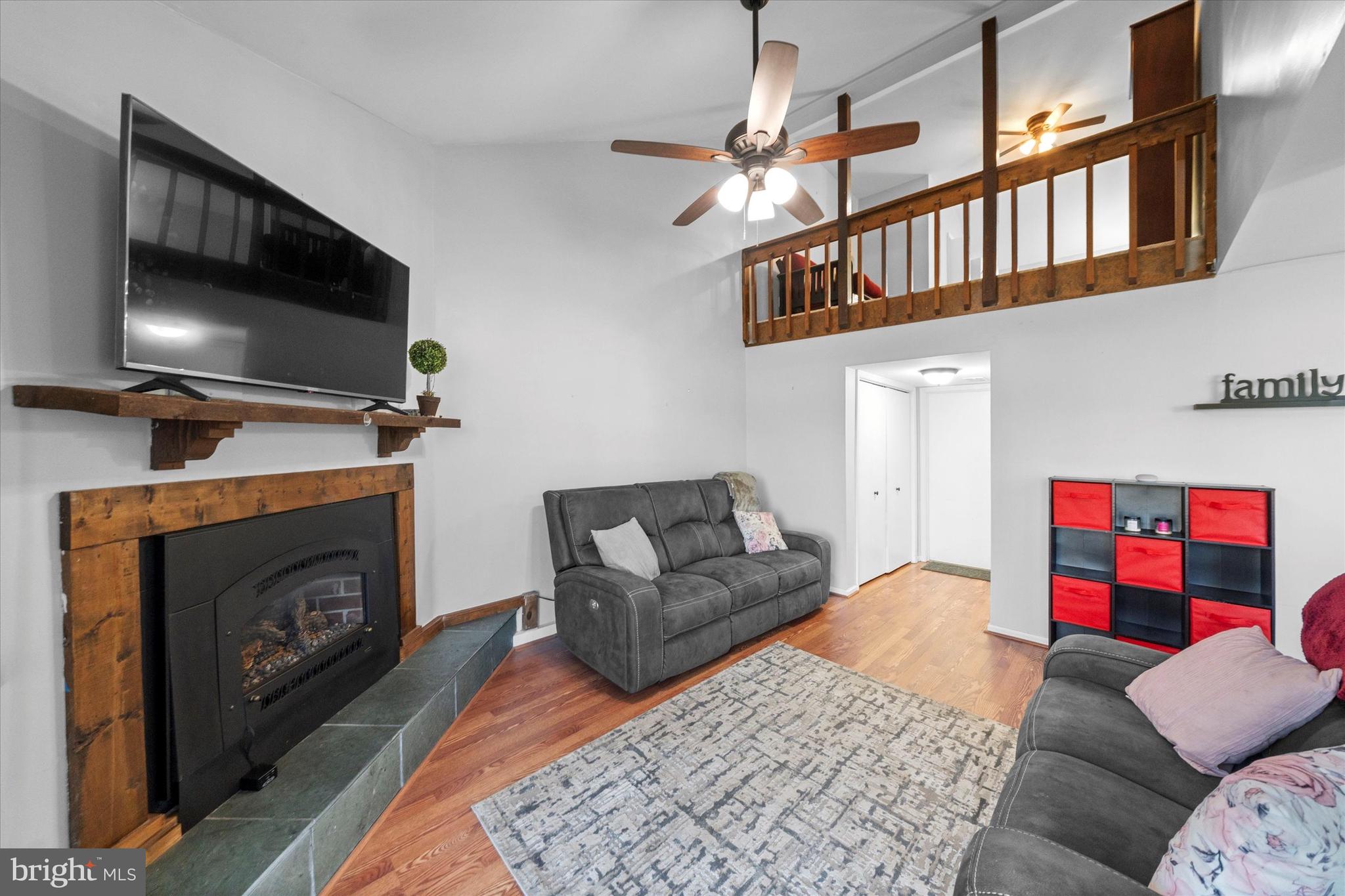 TURNBERRY - Residential