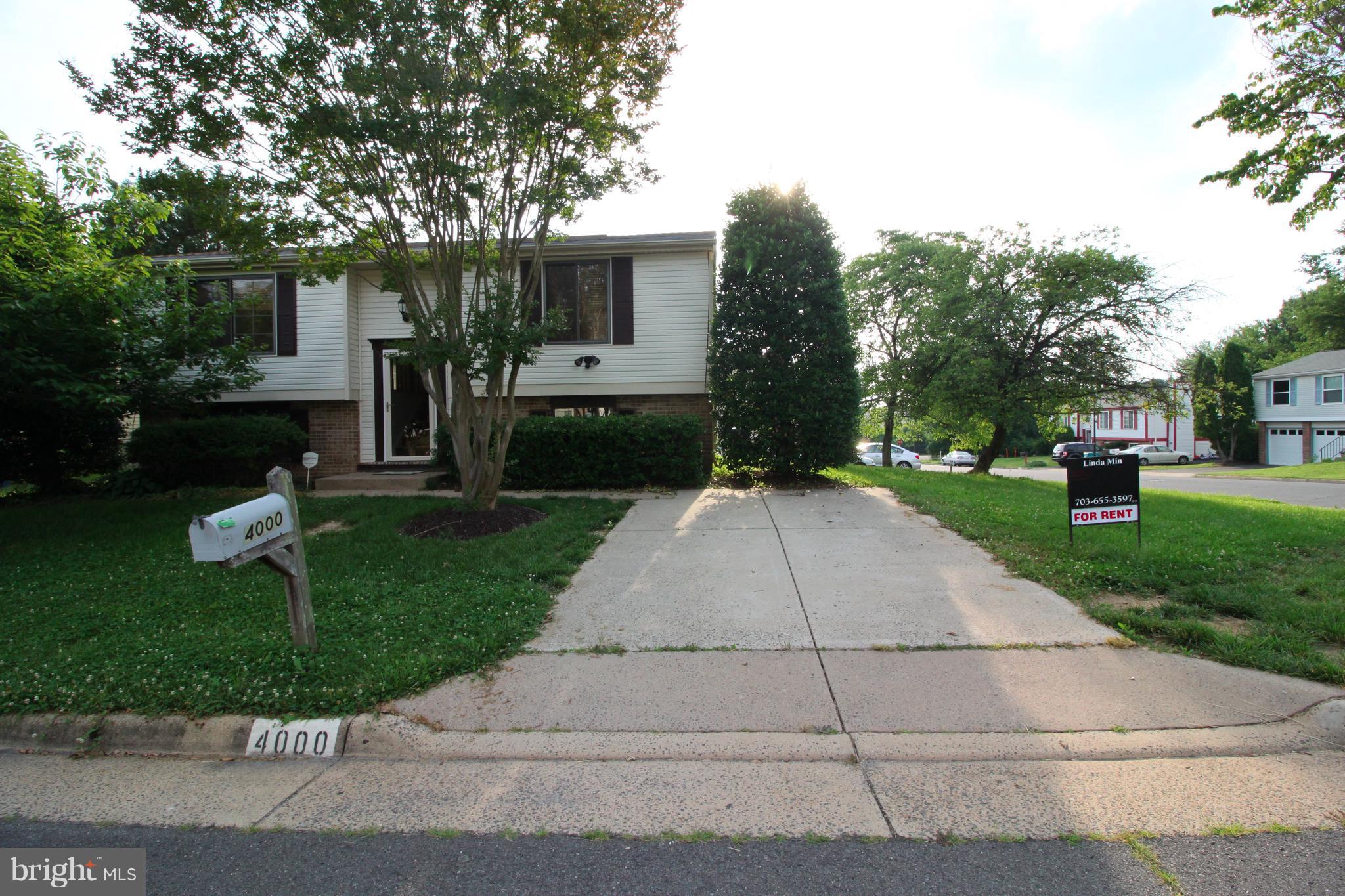 STARLIT PONDS - Residential Lease