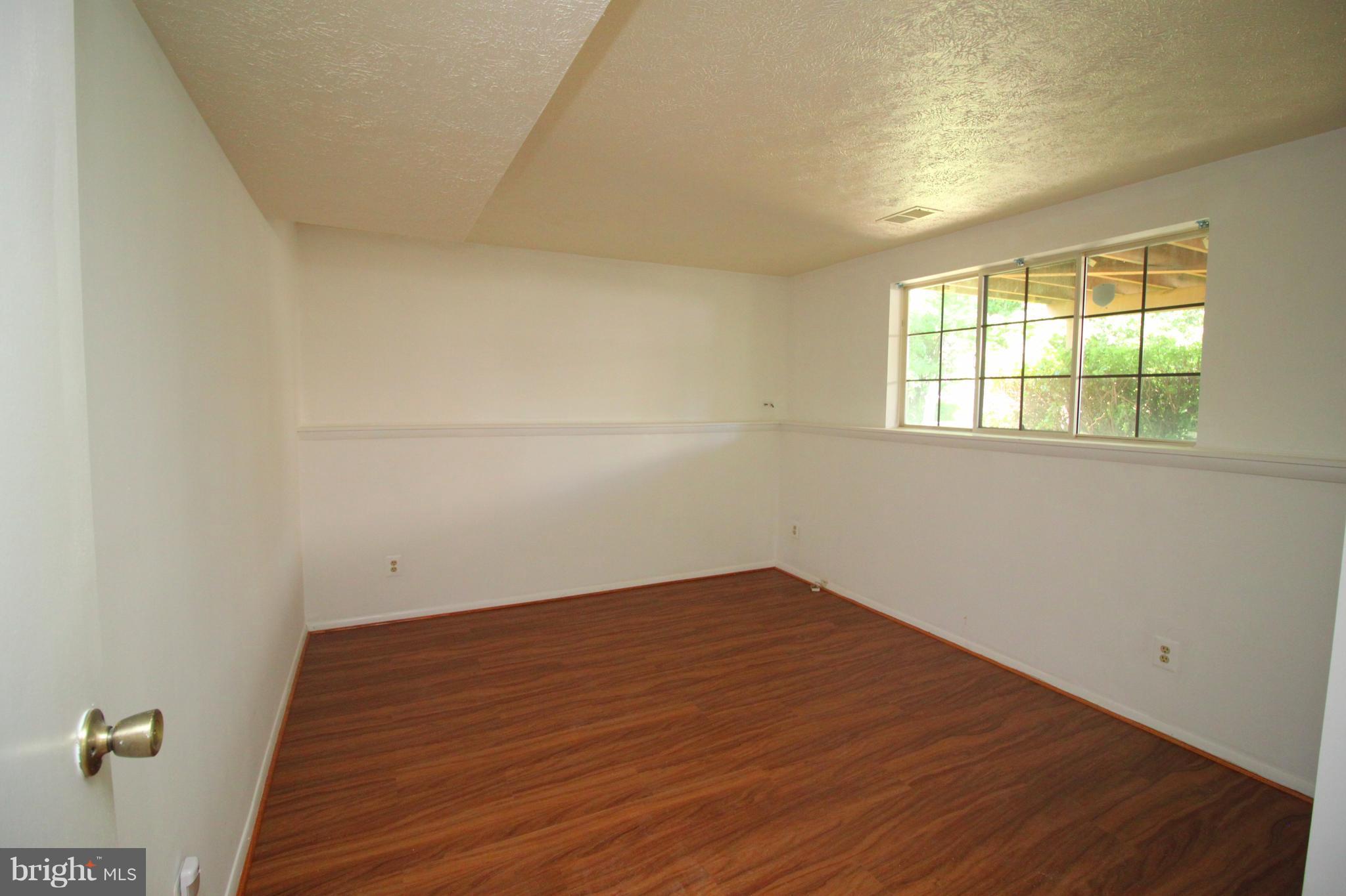 STARLIT PONDS - Residential Lease