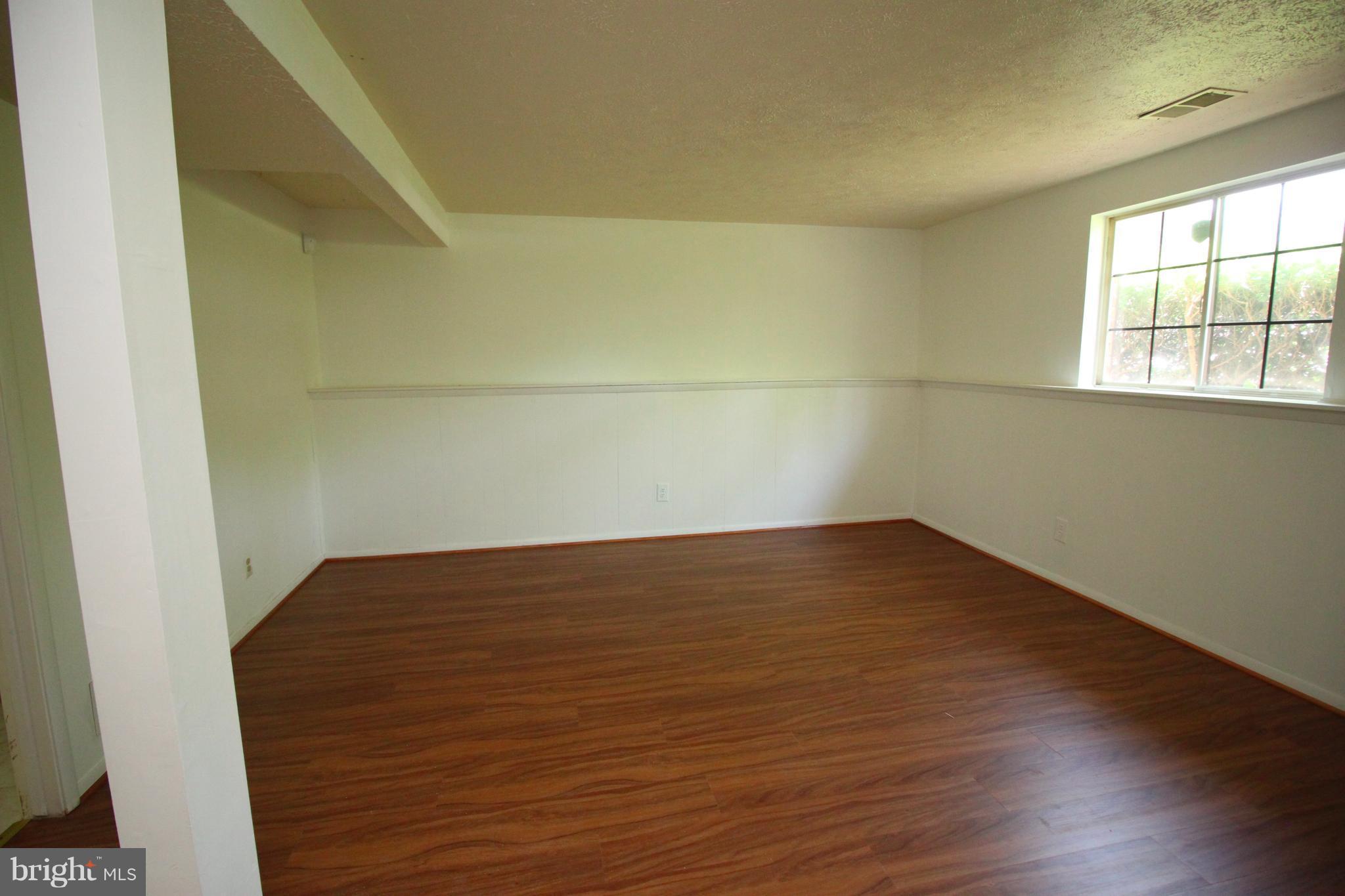 STARLIT PONDS - Residential Lease