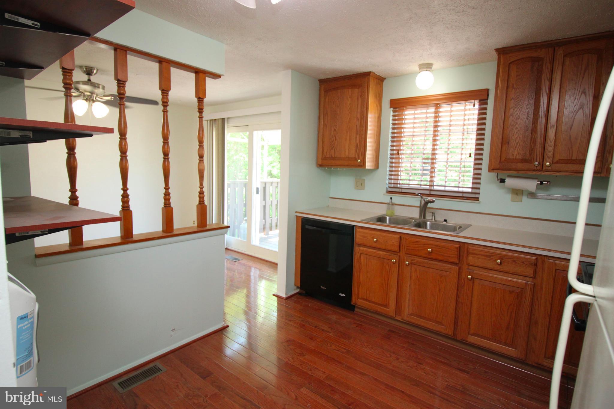 STARLIT PONDS - Residential Lease