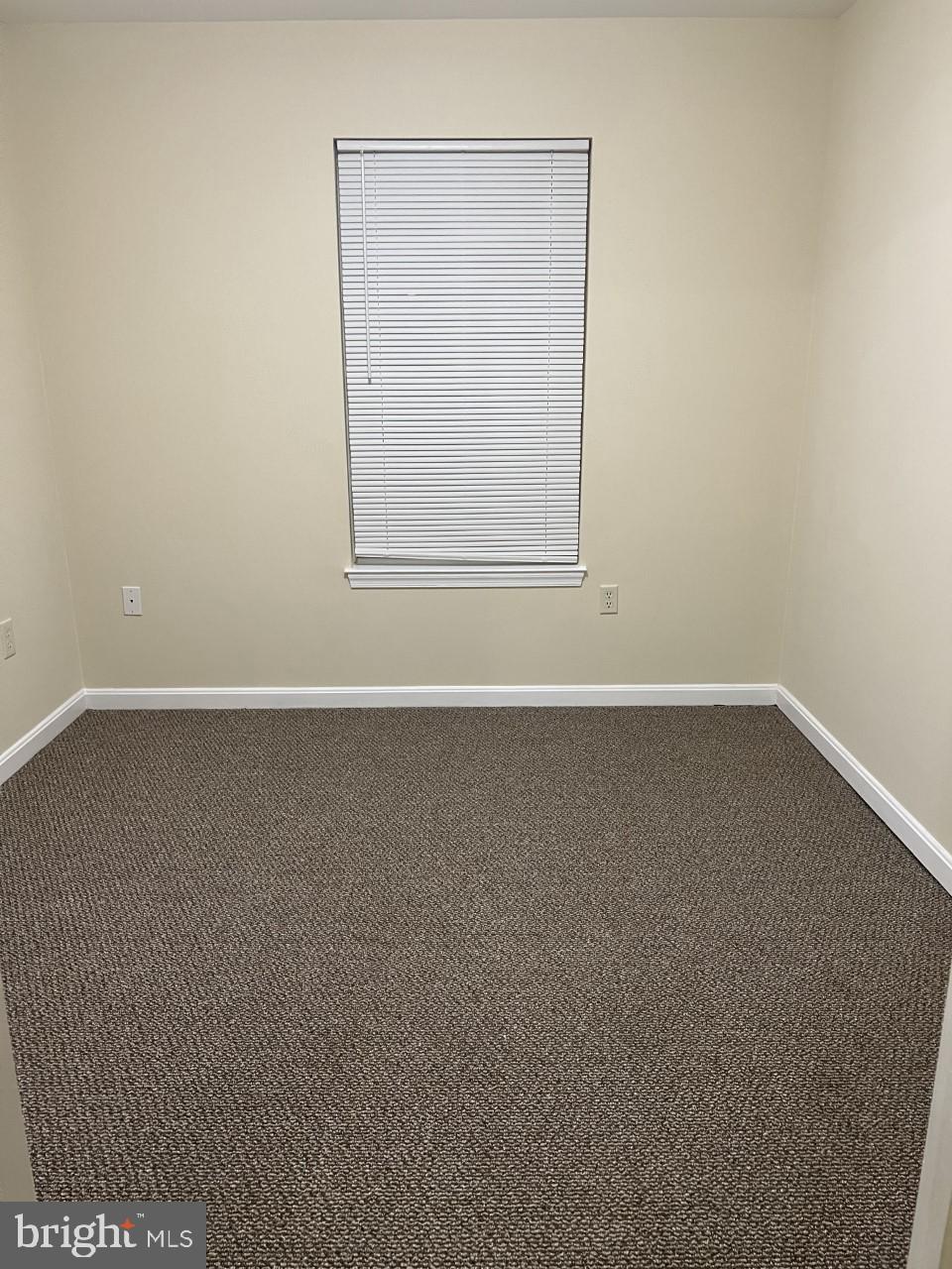 SHEFFIELD MANOR - Residential Lease