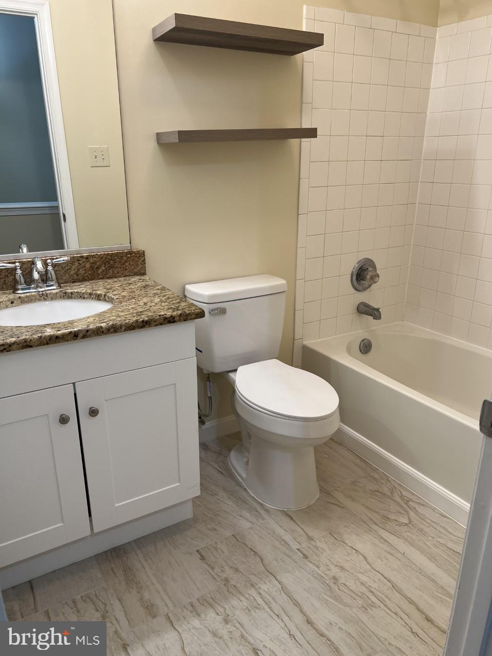 SHEFFIELD MANOR - Residential Lease