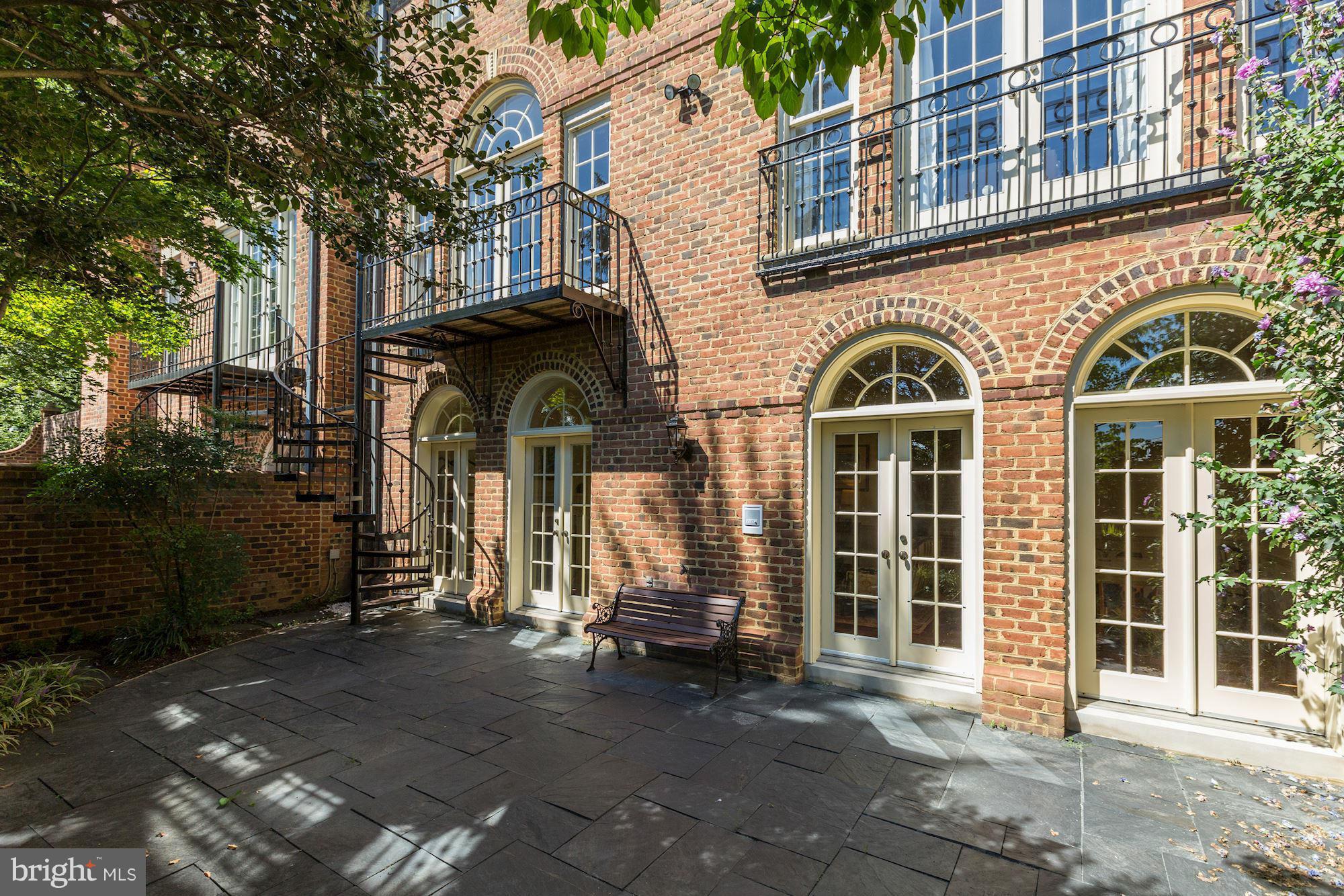 MERRYHILL - Residential