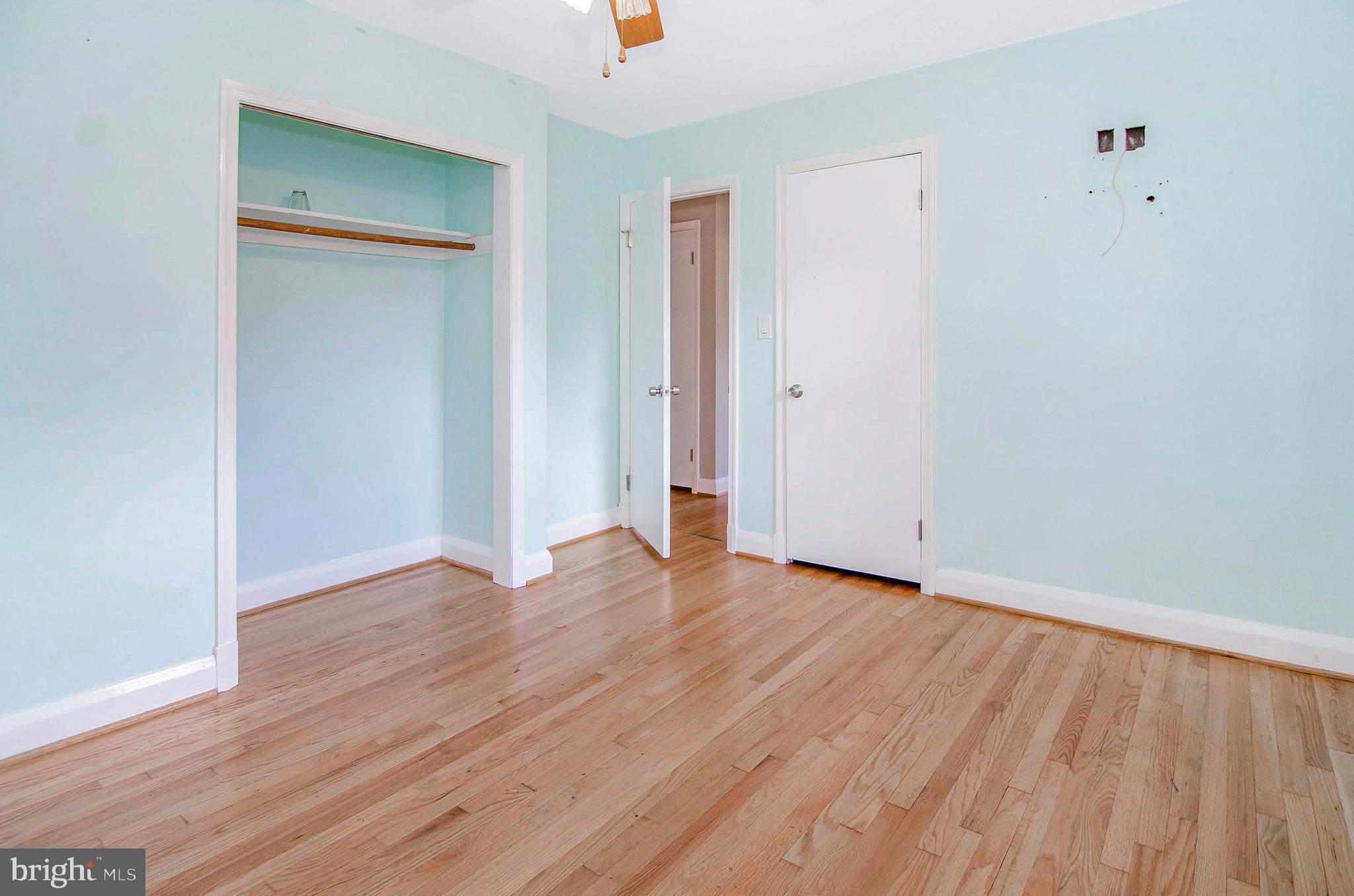 COLONIAL GARDENS - Residential