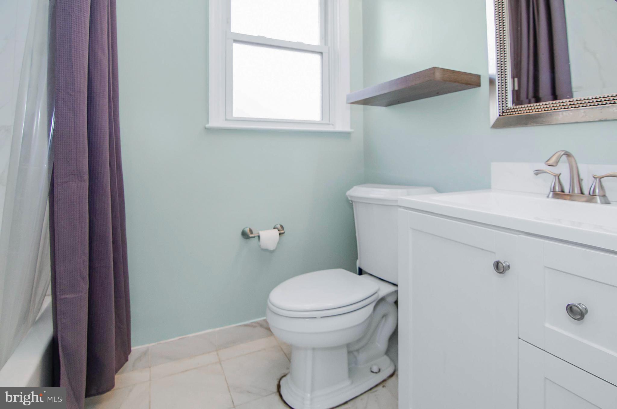 COLONIAL GARDENS - Residential