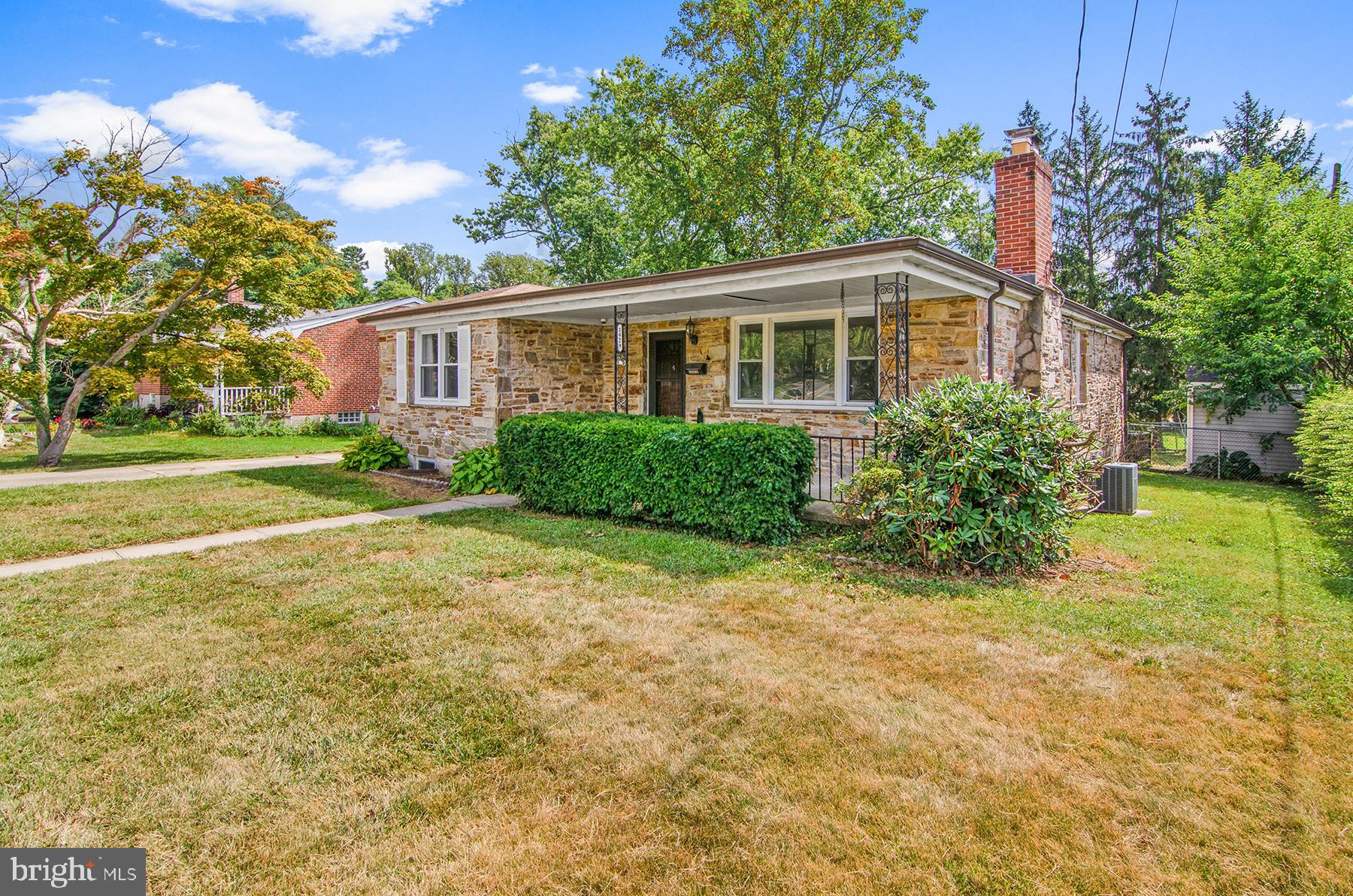 COLONIAL GARDENS - Residential