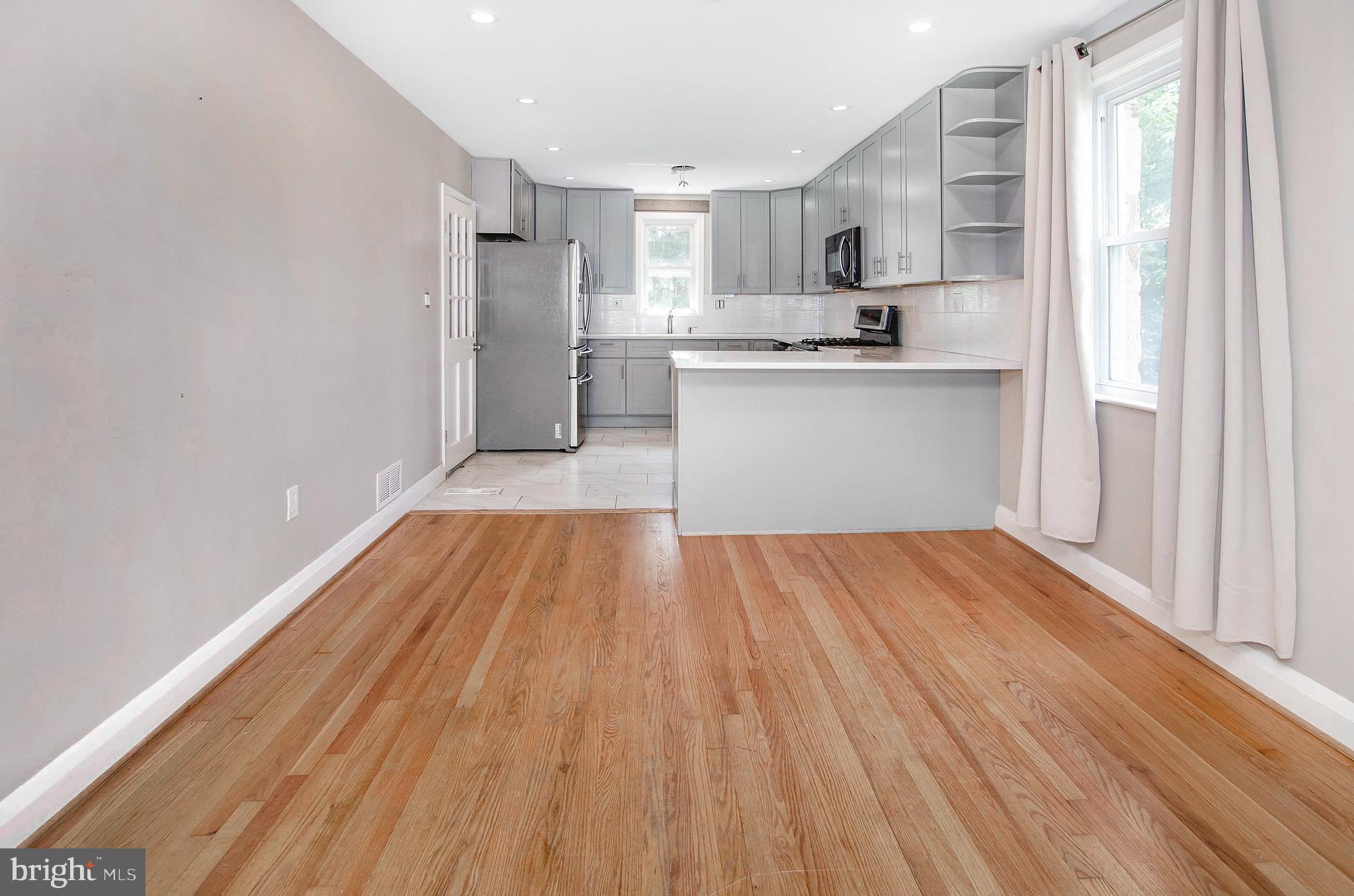 COLONIAL GARDENS - Residential