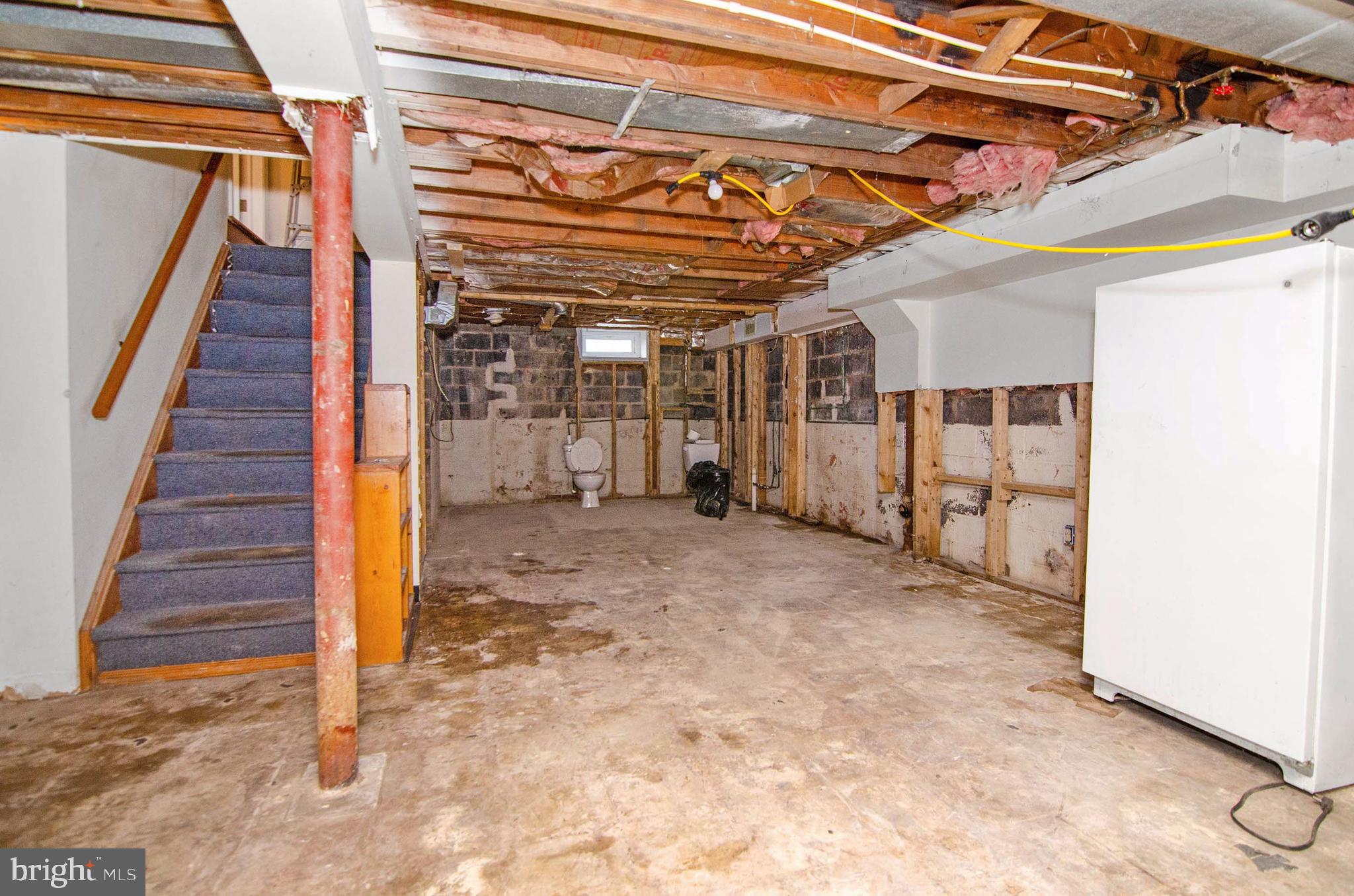 COLONIAL GARDENS - Residential