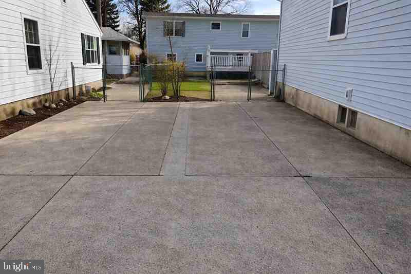 NON AVAILABLE - Residential