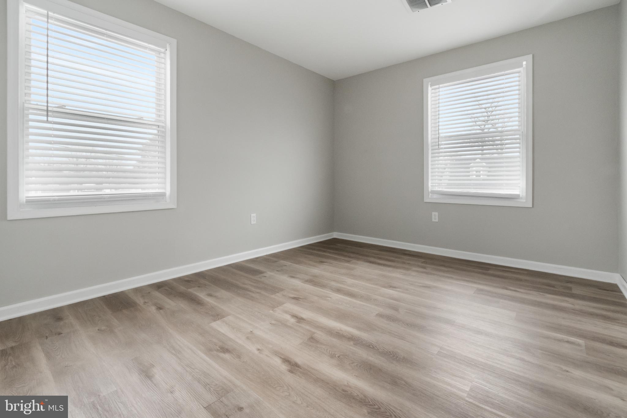 NON AVAILABLE - Residential