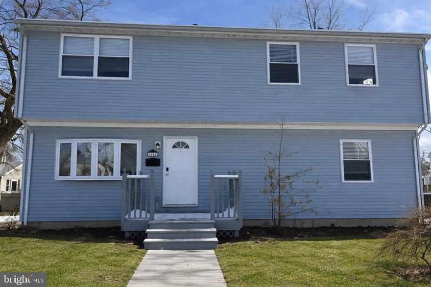 Fabulous home property located in the Morrisville section of Bucks County. This traditional detached-style residence features a spacious living room, formal dining room, modern kitchen, 5 bedrooms, and 2 full bathrooms. The home also includes a full unfinished basement, offering excellent storage or future potential.
Additional highlights include driveway parking for two vehicles, a rear deck ideal for relaxing or entertaining, and generous yard space.