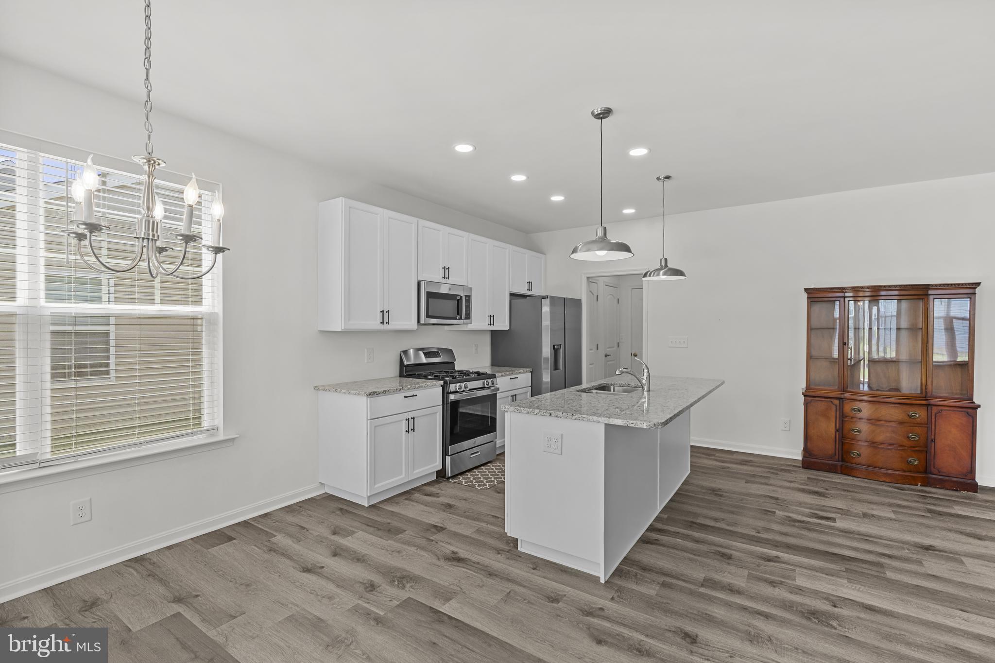 NOBLES POND - Residential