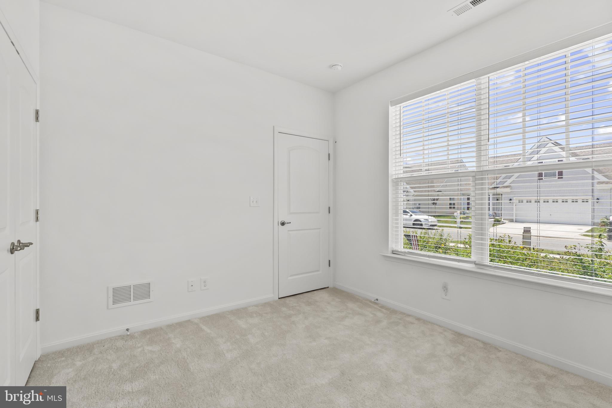 NOBLES POND - Residential