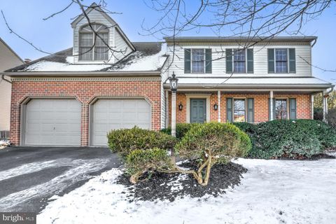 Photo of 808 Christine Lane, LANCASTER, PA 17601 (MLS # PALA2062652)