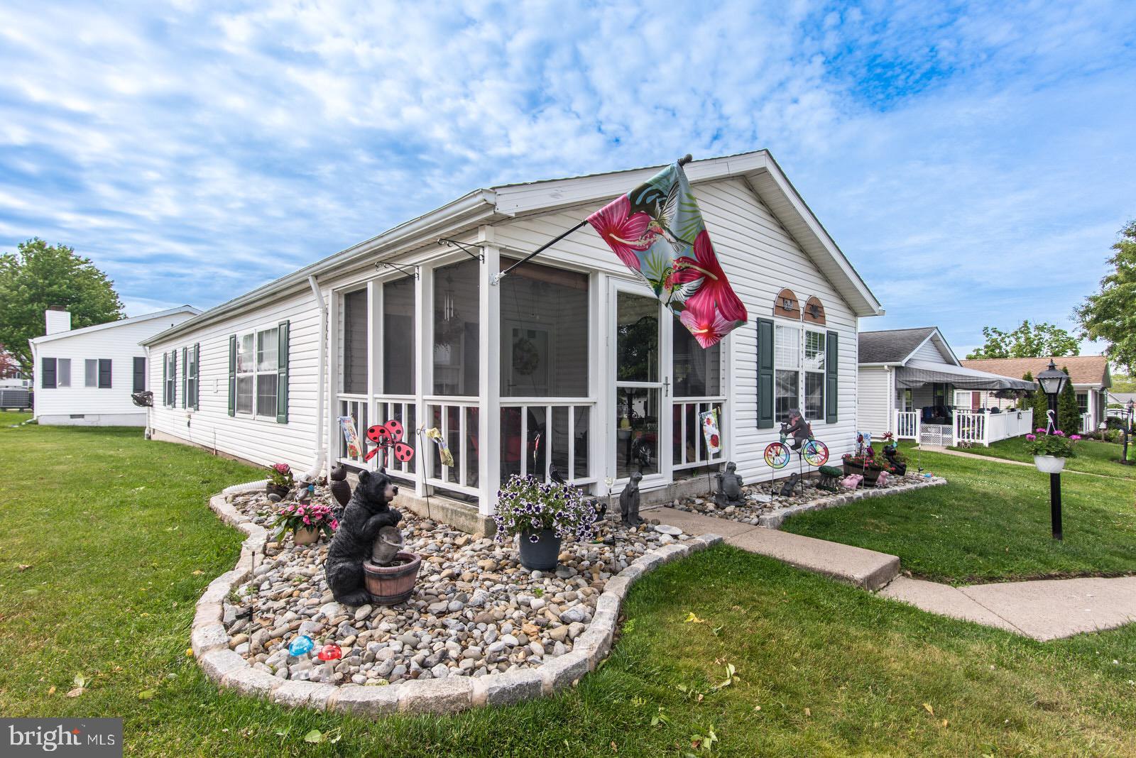 BUCKINGHAM SPRINGS - Residential