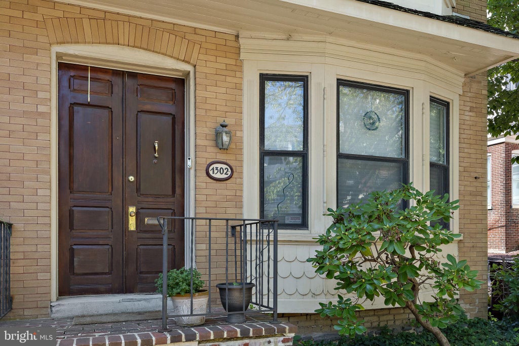Photo of 1302 W 9th Street, WILMINGTON, DE 19806 (MLS # DENC2113492)