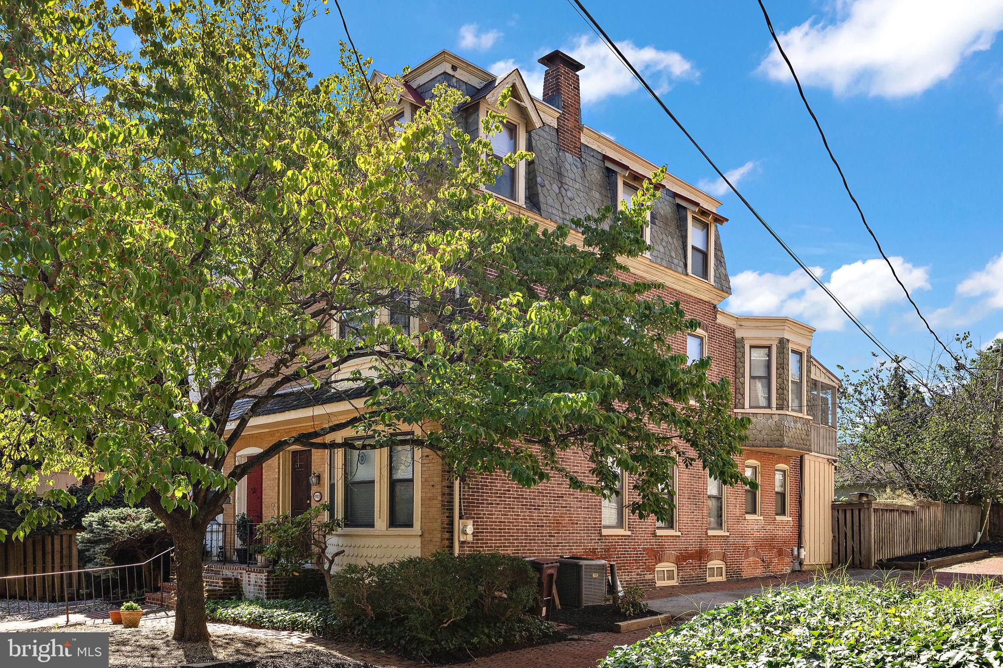 1302 W 9TH STREET