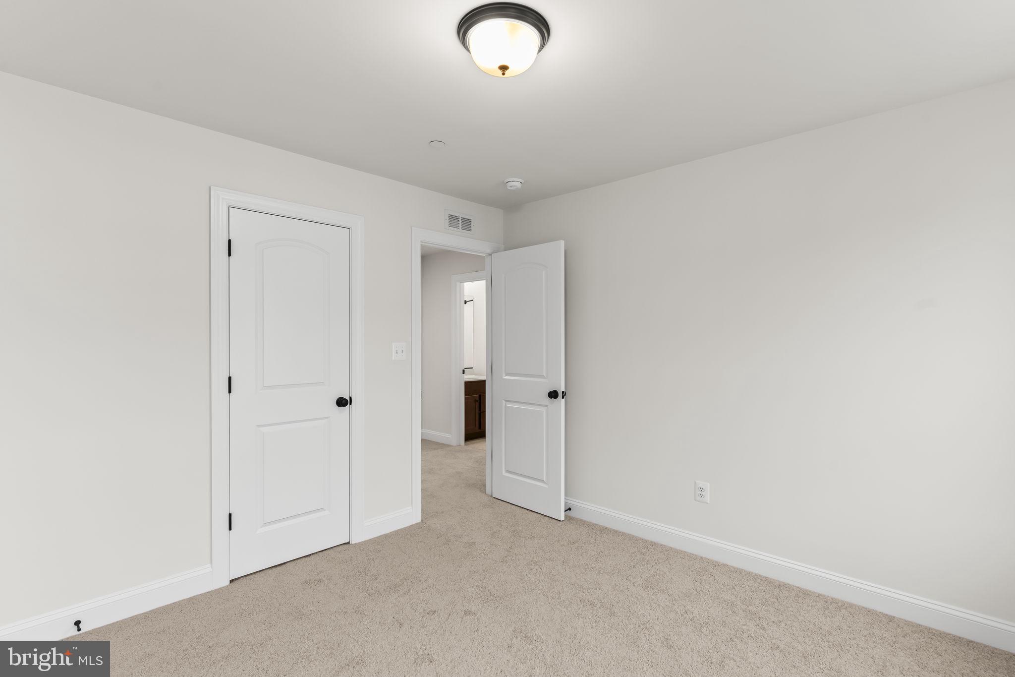 MEADOWS AT TOWN RUN II - Residential