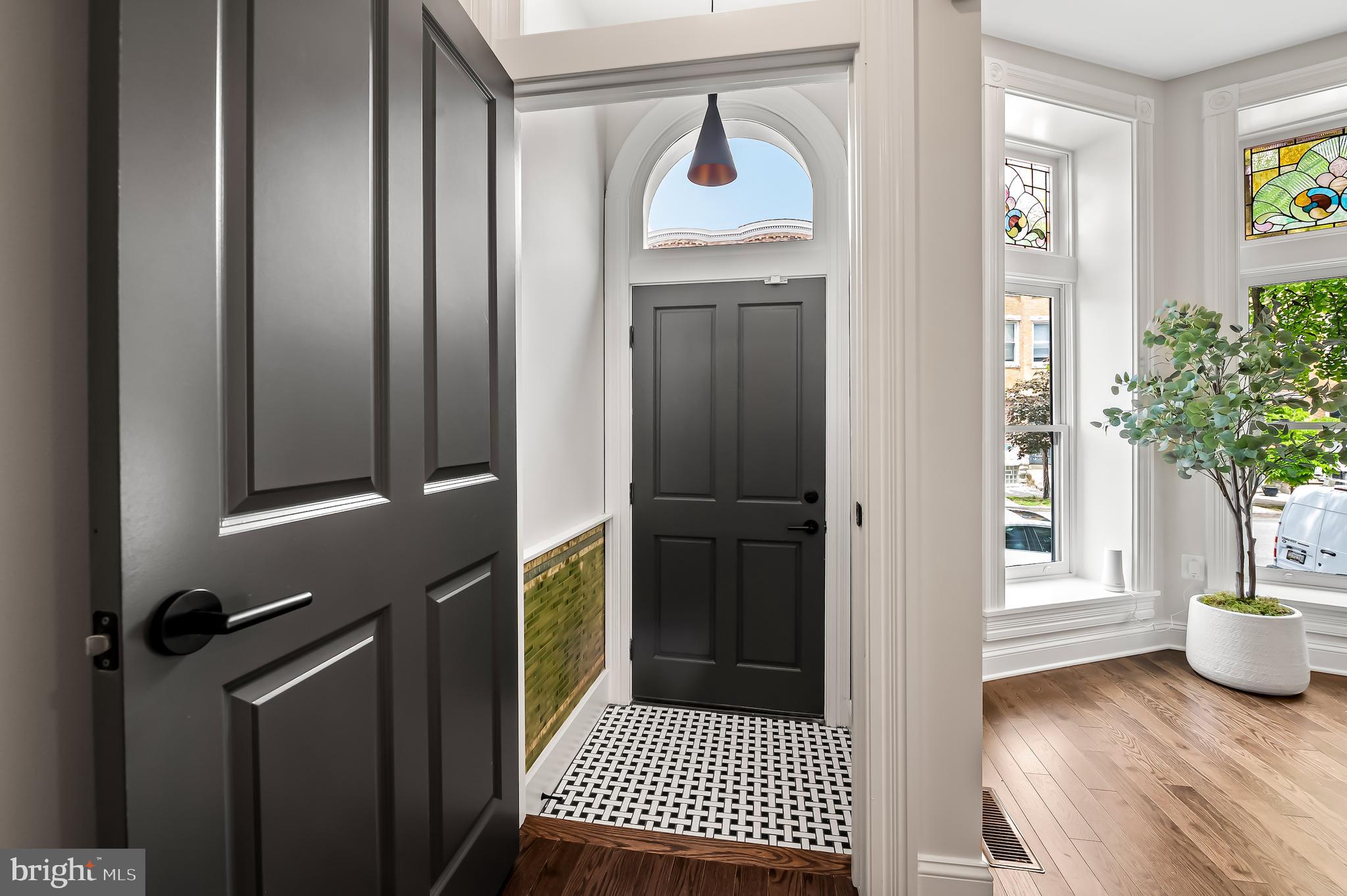 BARCLAY - Residential