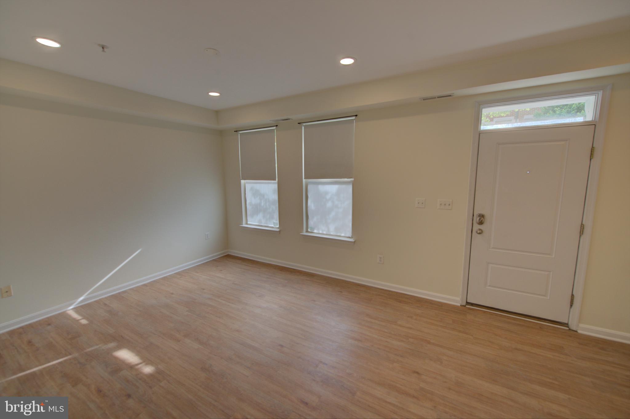 LITTLE ITALY - Residential Lease