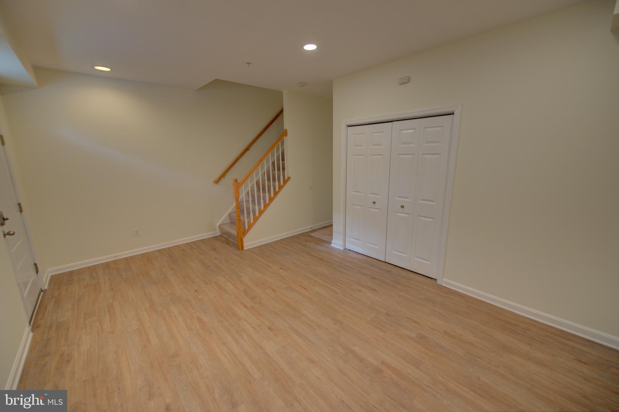 LITTLE ITALY - Residential Lease