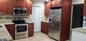 FORSYTHIA GATE - Residential Lease