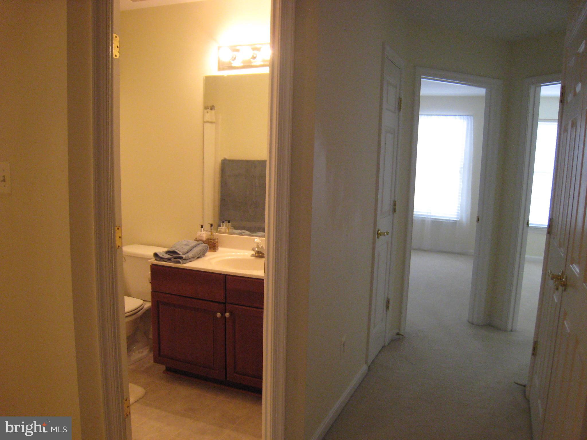 GOVERNORS GROVE - Residential Lease