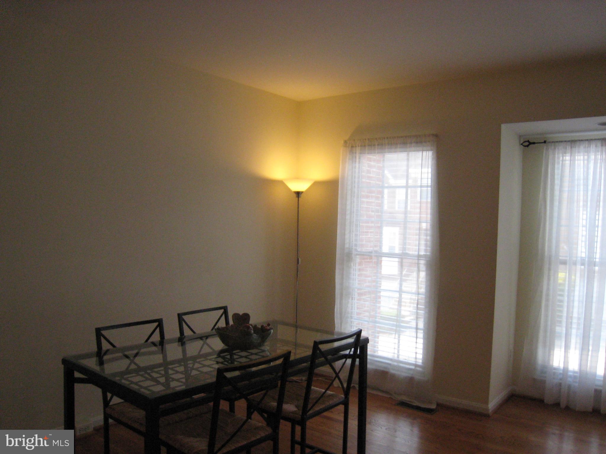 GOVERNORS GROVE - Residential Lease