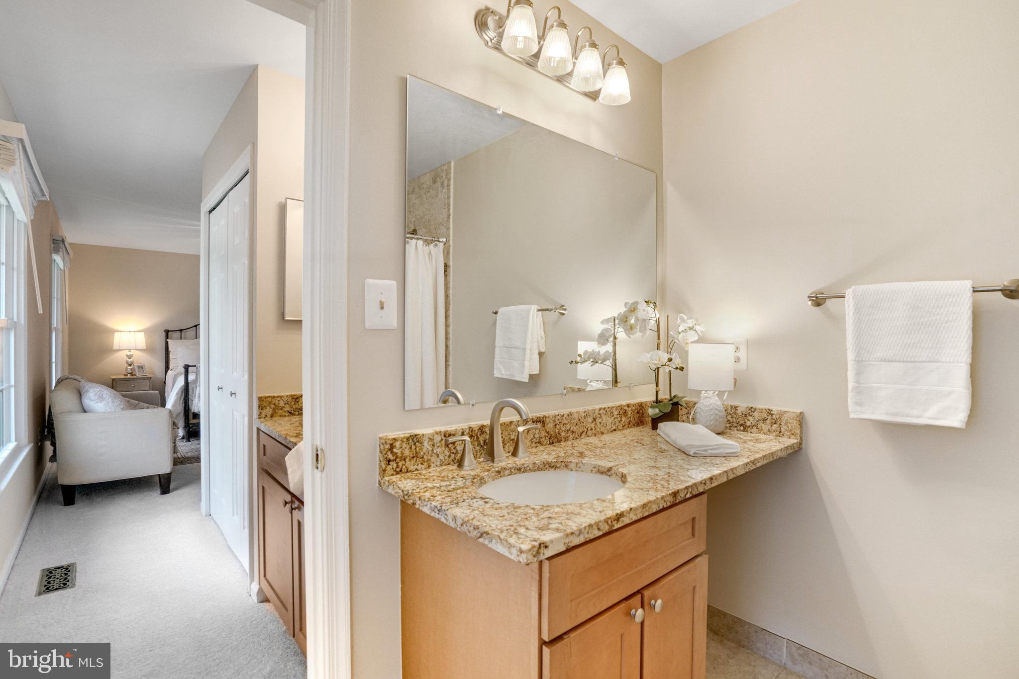 ROLLING VALLEY - Residential