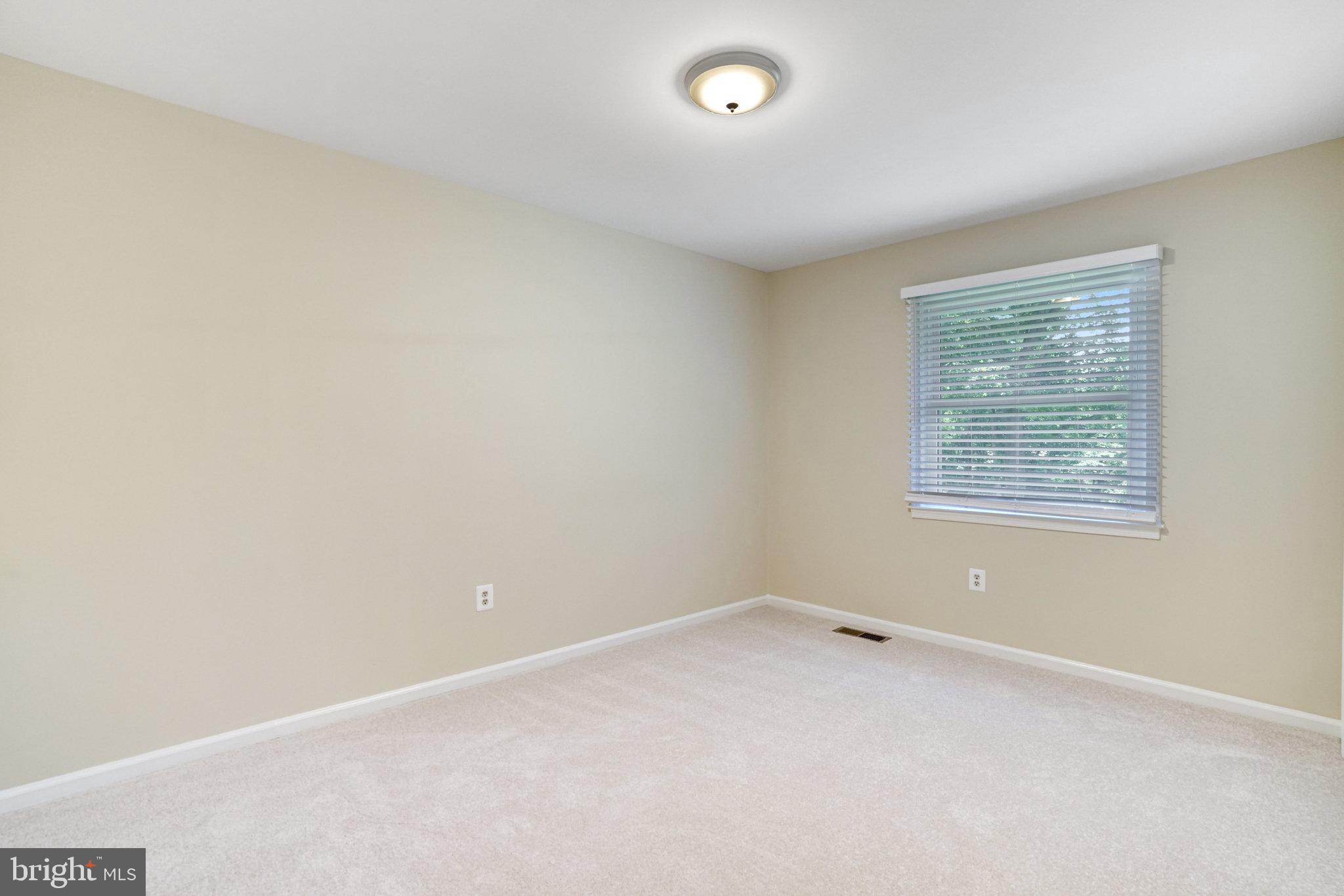 ROLLING VALLEY - Residential