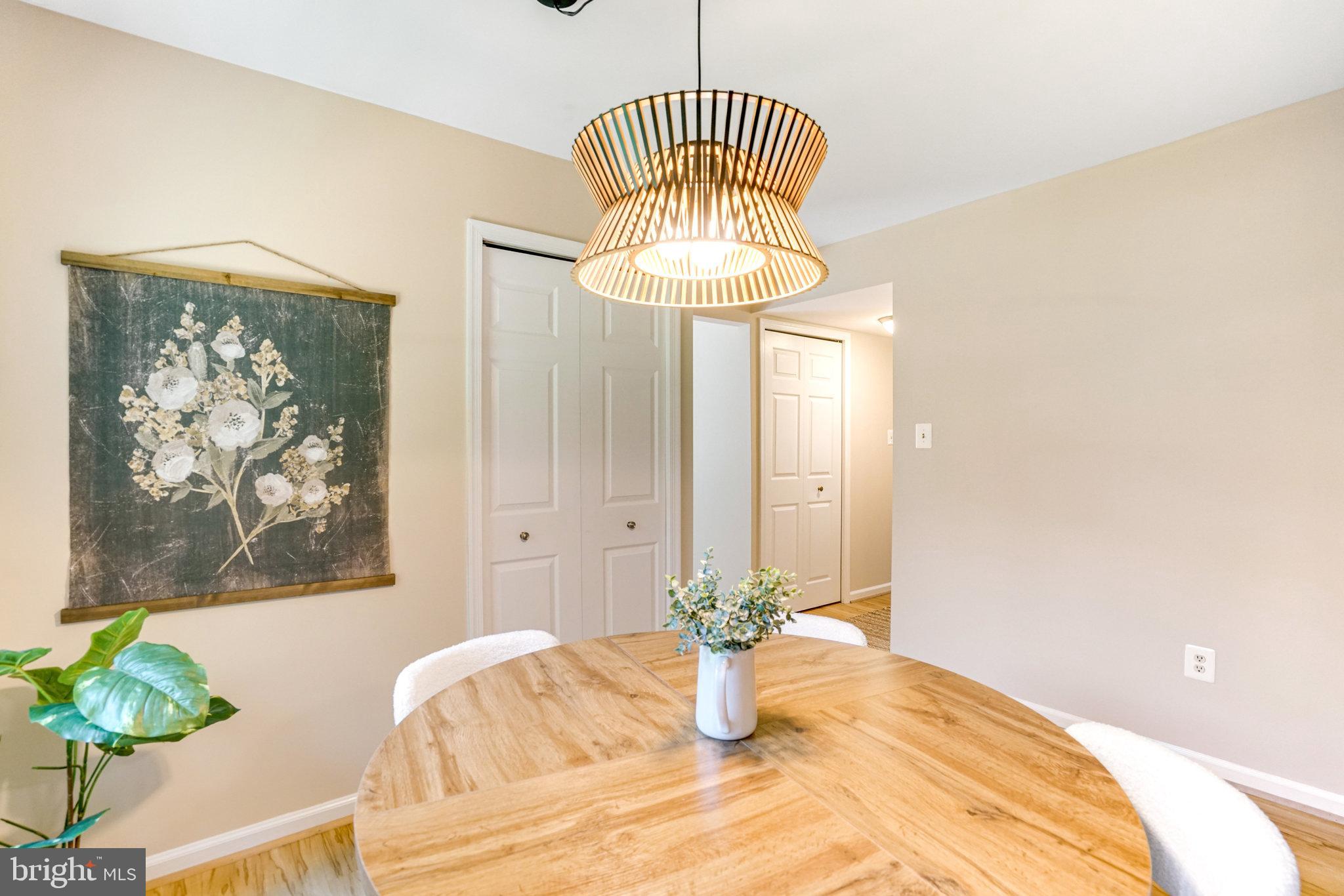 ROLLING VALLEY - Residential