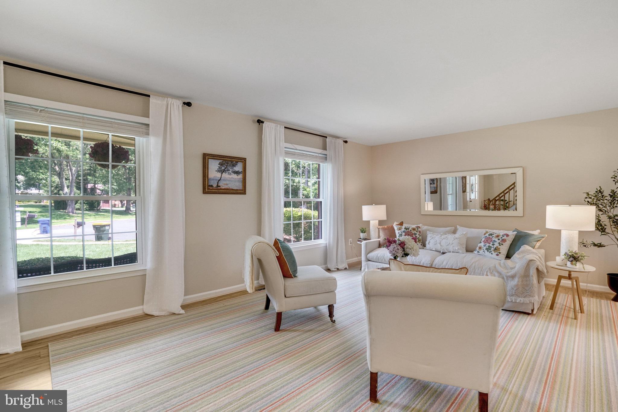 ROLLING VALLEY - Residential