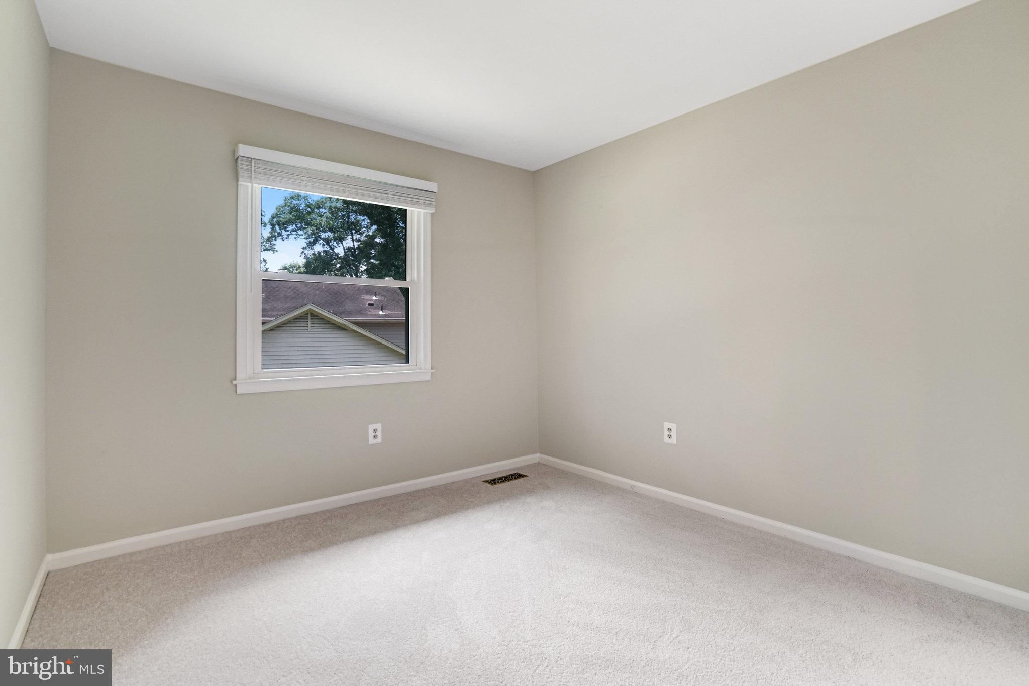 ROLLING VALLEY - Residential