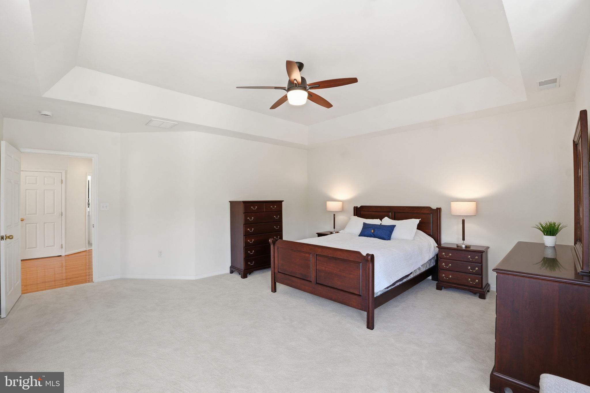 LAKELANDS - Residential
