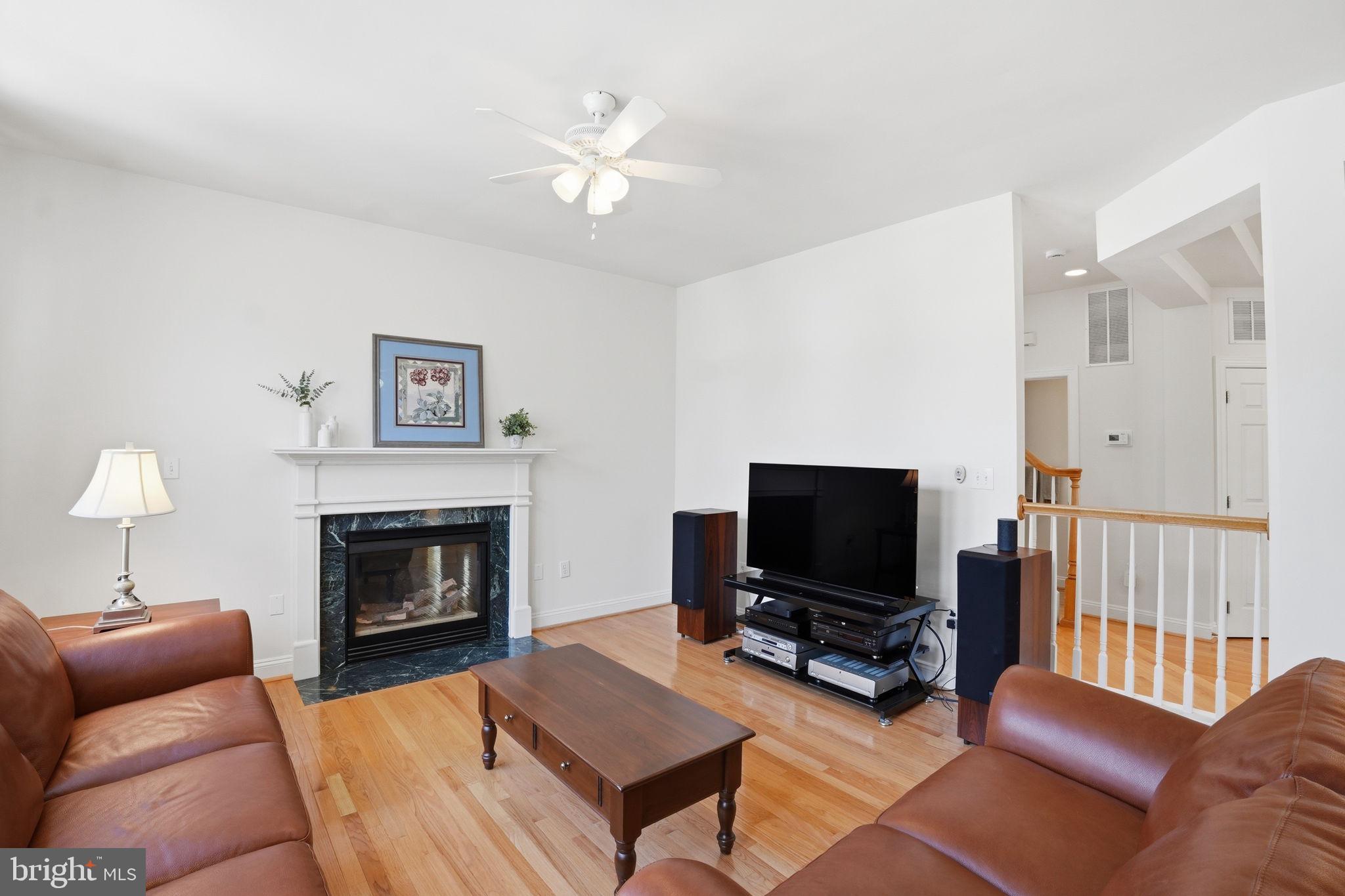 LAKELANDS - Residential
