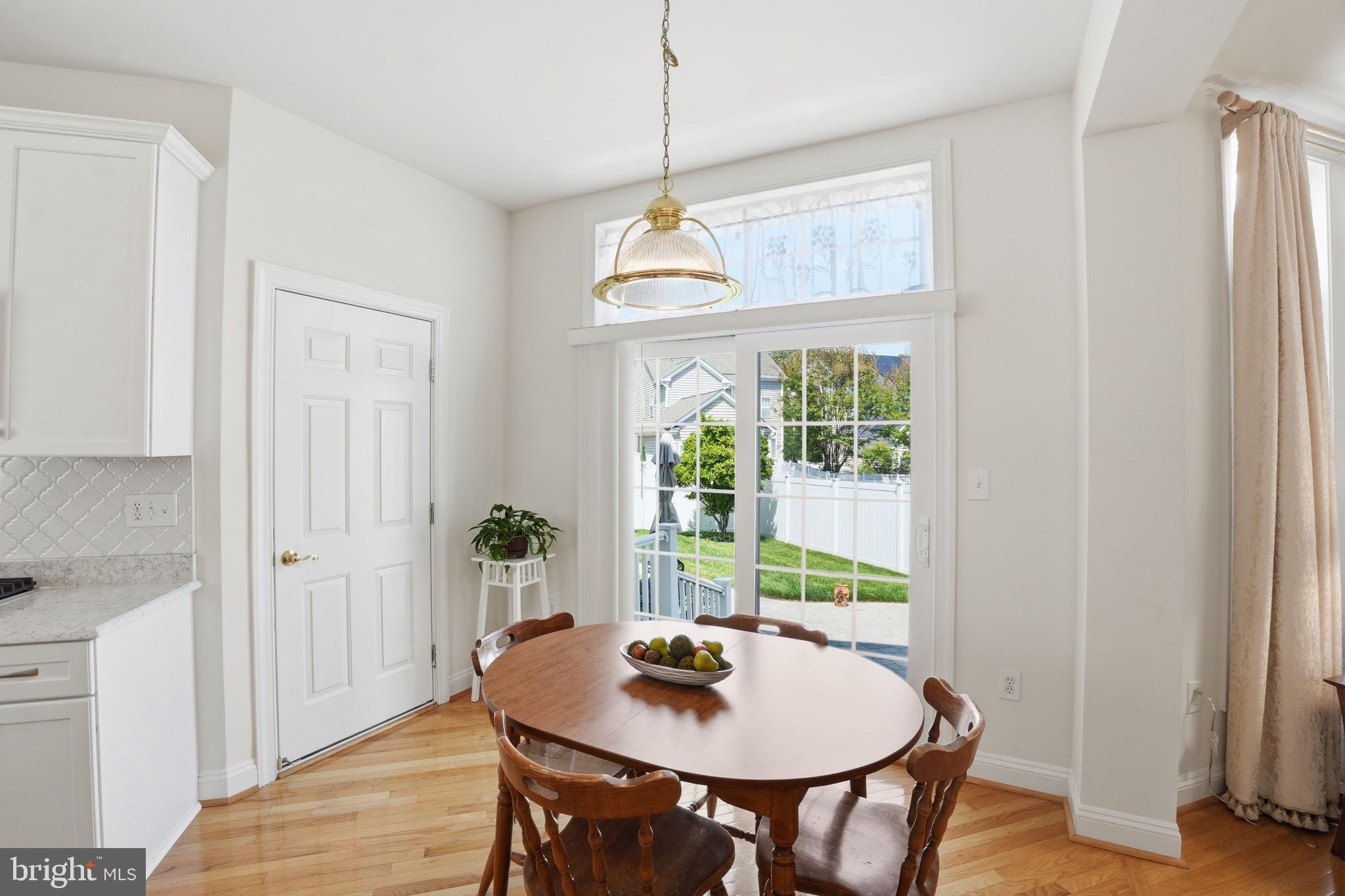 LAKELANDS - Residential