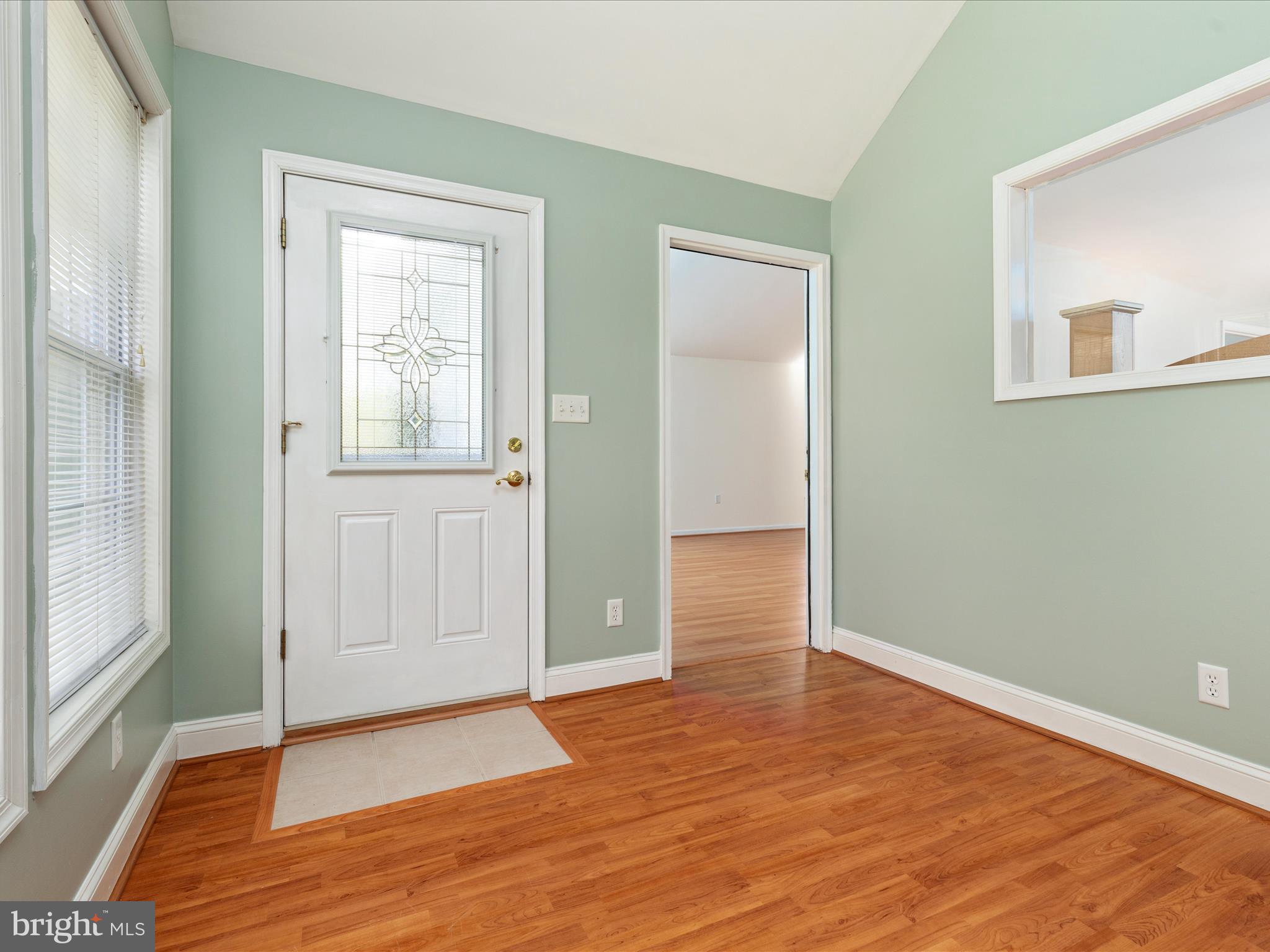 WILLOW LAWN COTTAGES - Residential