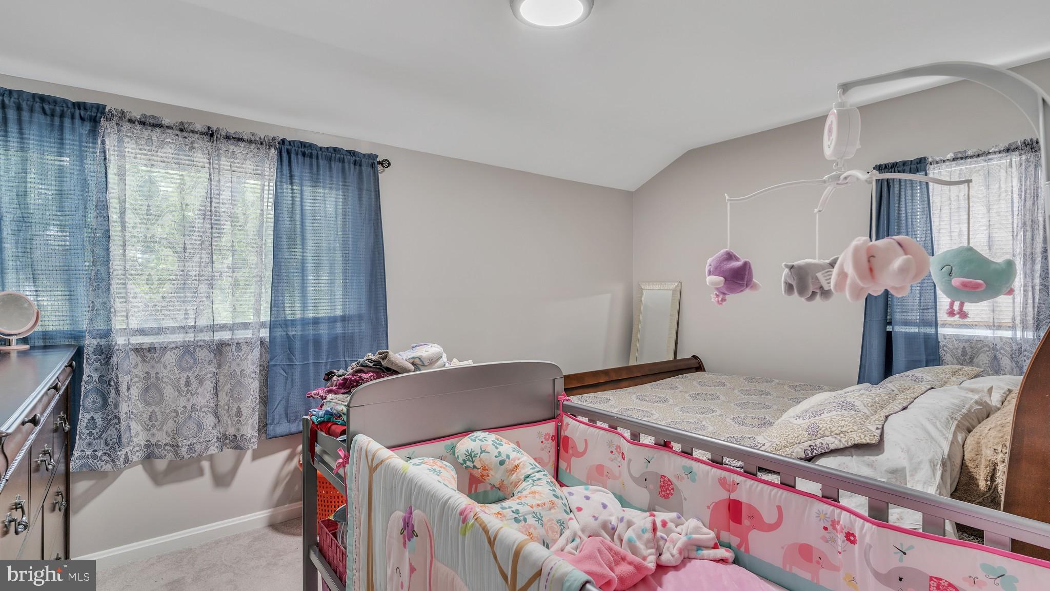 DUPONT VILLAGE - Residential