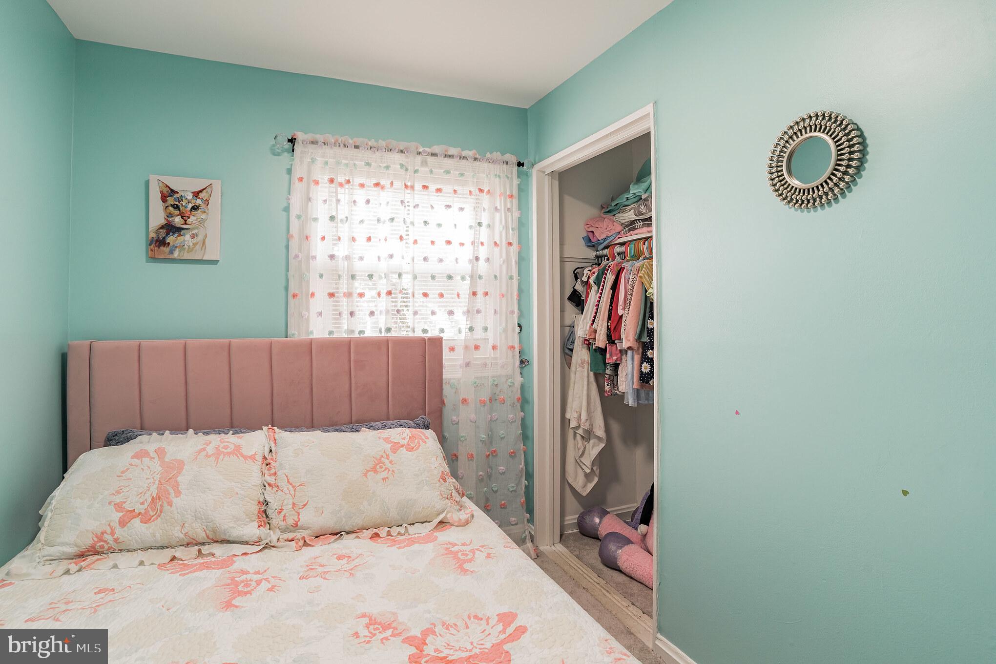 DUPONT VILLAGE - Residential