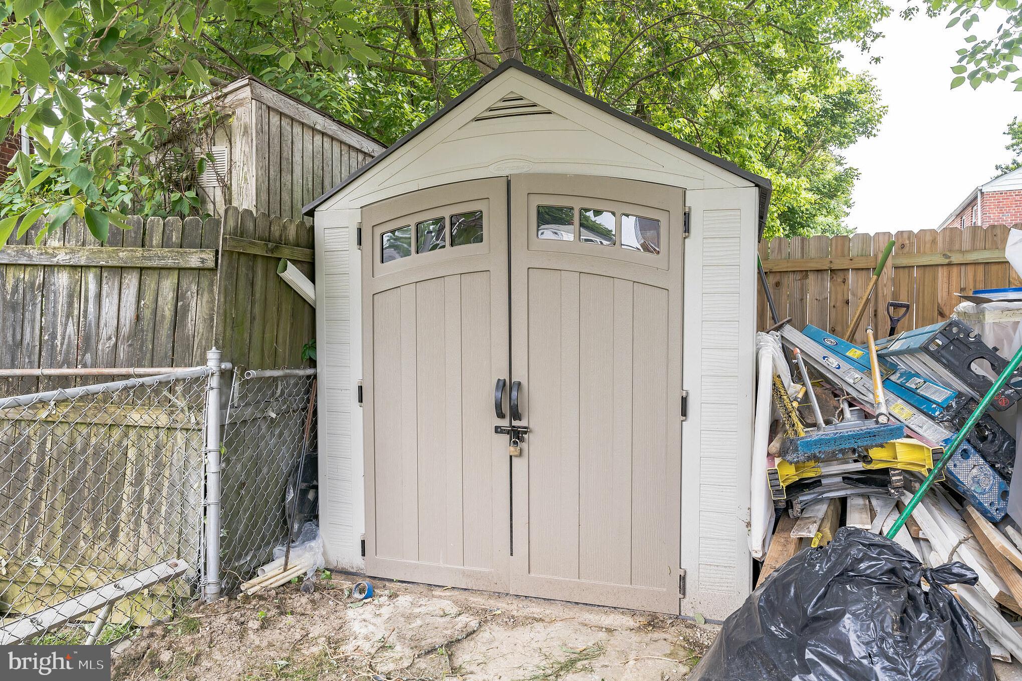 DUPONT VILLAGE - Residential