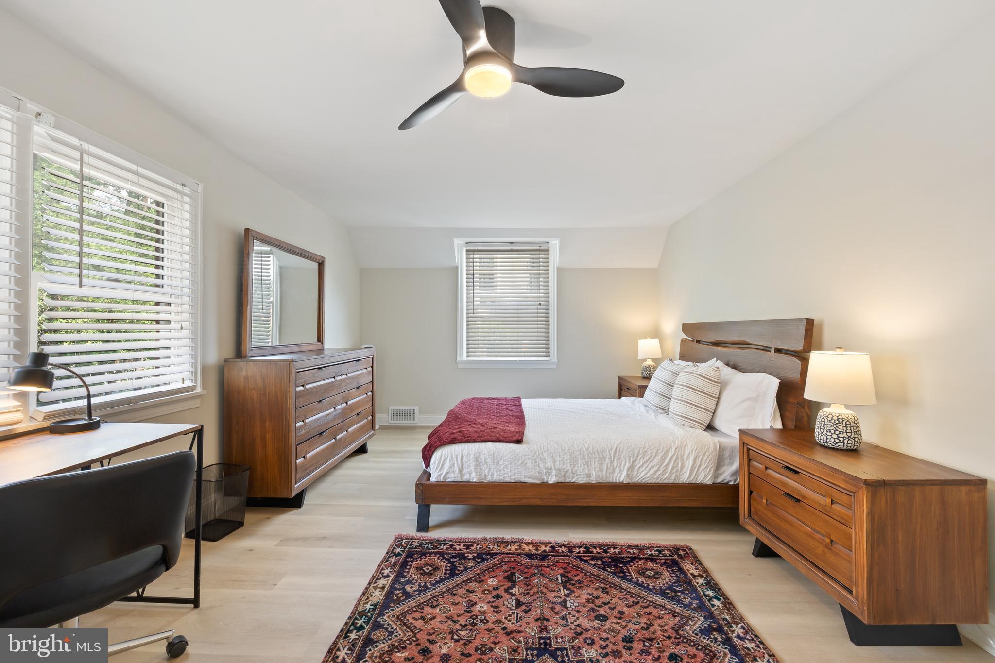 MEADOWBROOK VILLAGE - Residential Lease