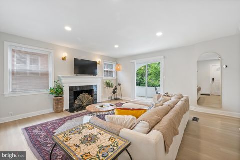 Photo of 4225 E West Highway, BETHESDA, MD 20814 (MLS # MDMC2193956)