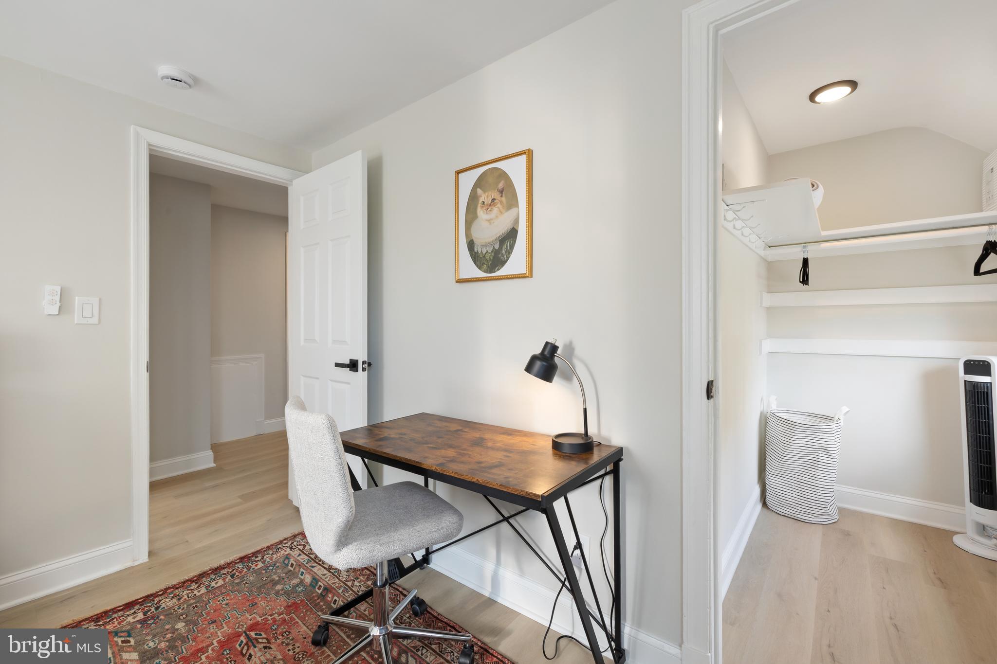 MEADOWBROOK VILLAGE - Residential Lease