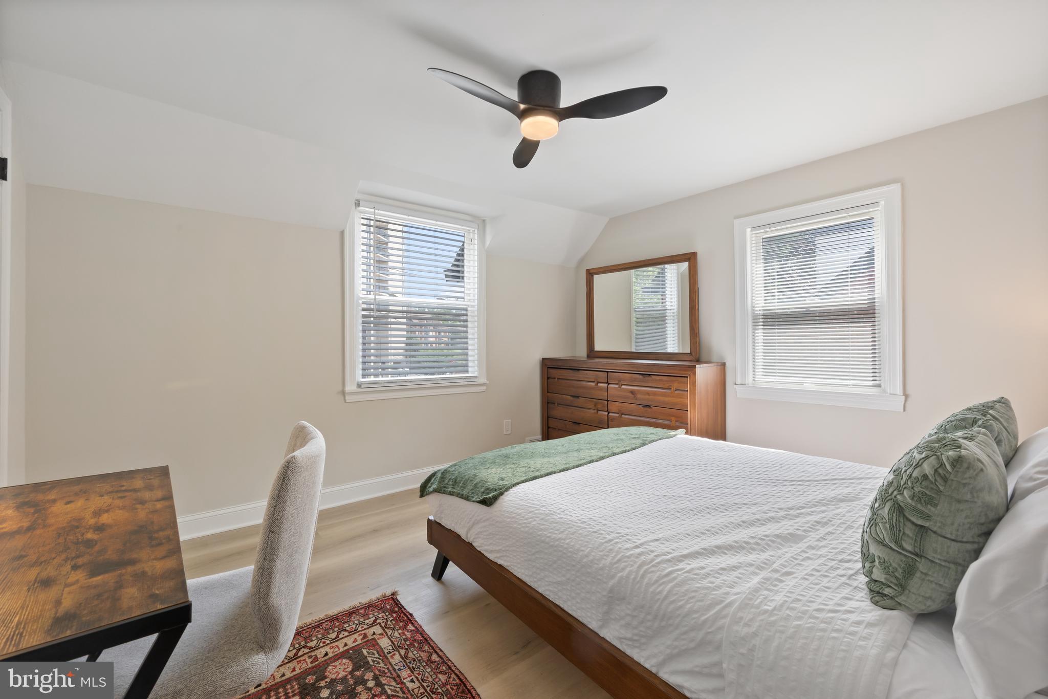 MEADOWBROOK VILLAGE - Residential Lease