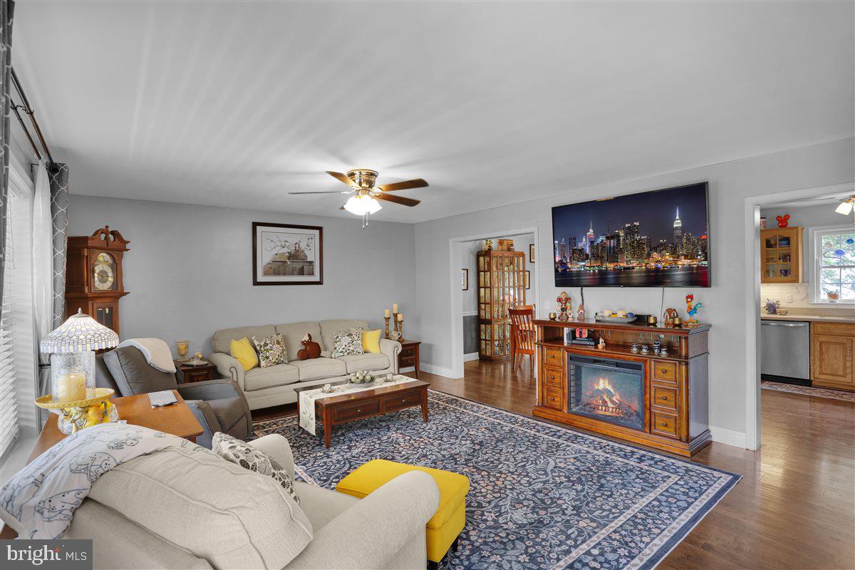 314 WINDING WAY